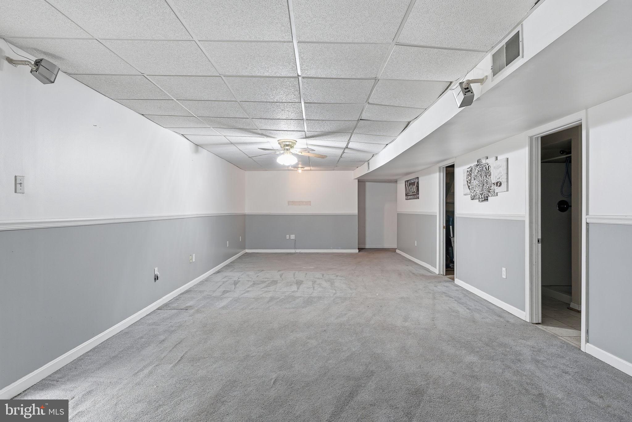 HAWKINS GATE - Residential