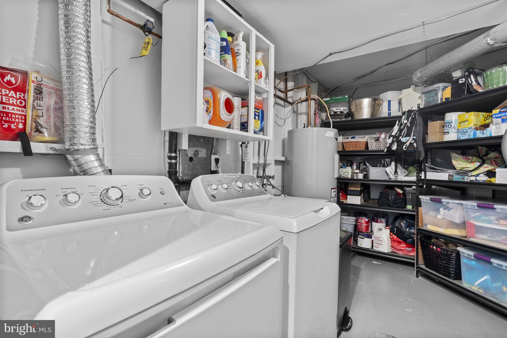 KINGS MANOR - Residential