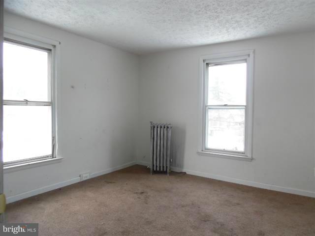 HOLLINS MARKET - Residential