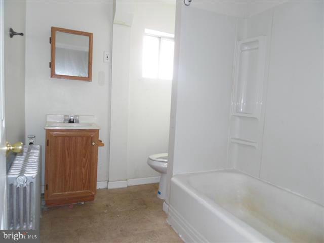 HOLLINS MARKET - Residential