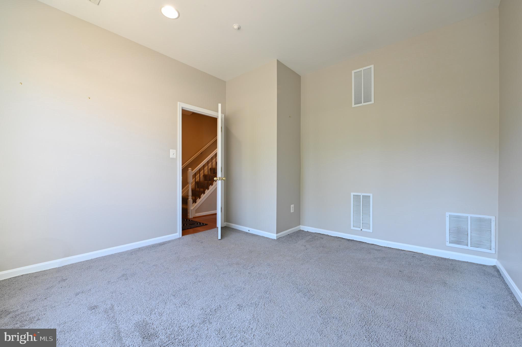 PINEY ORCHARD - Residential