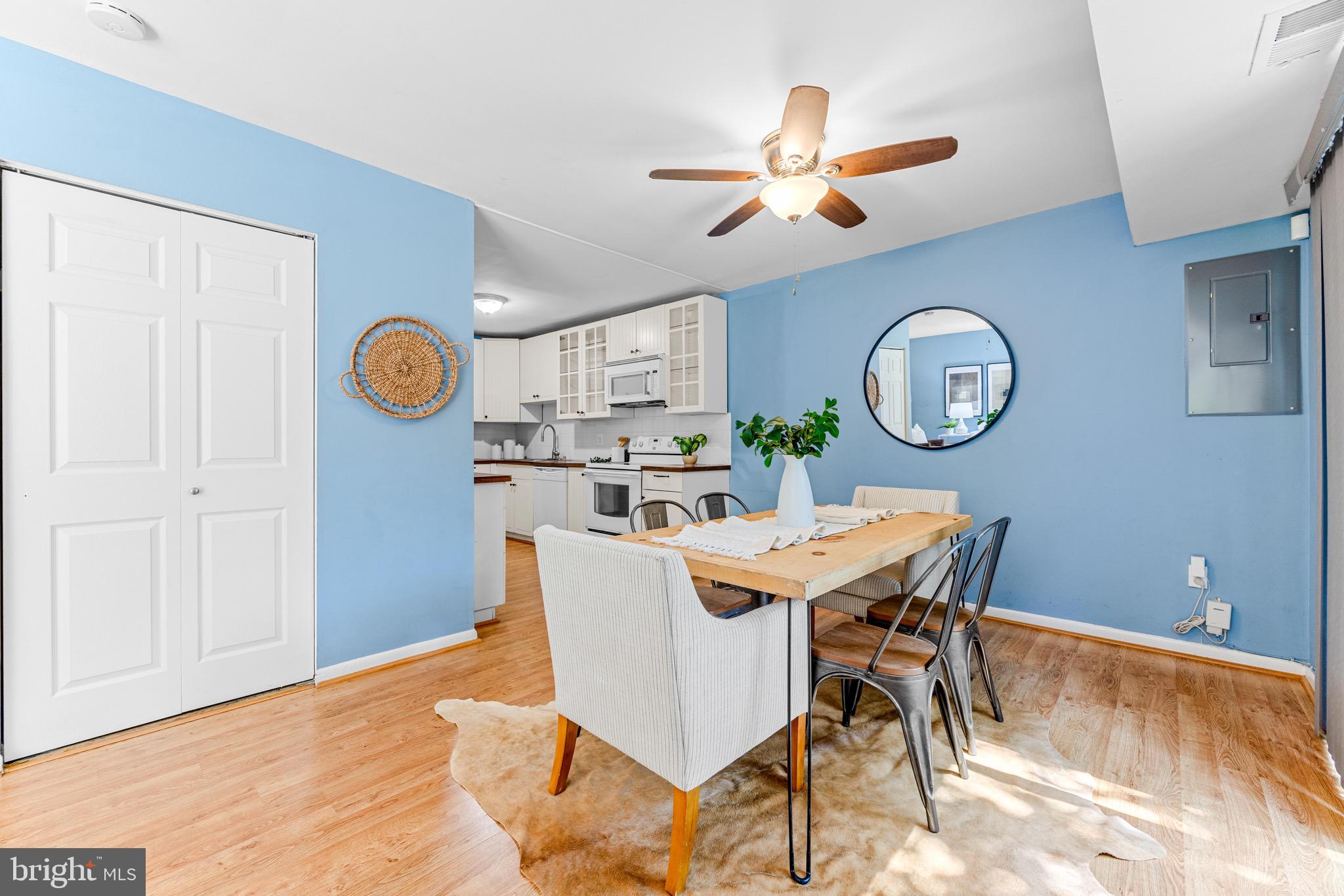 OAKLAND MILLS - Residential