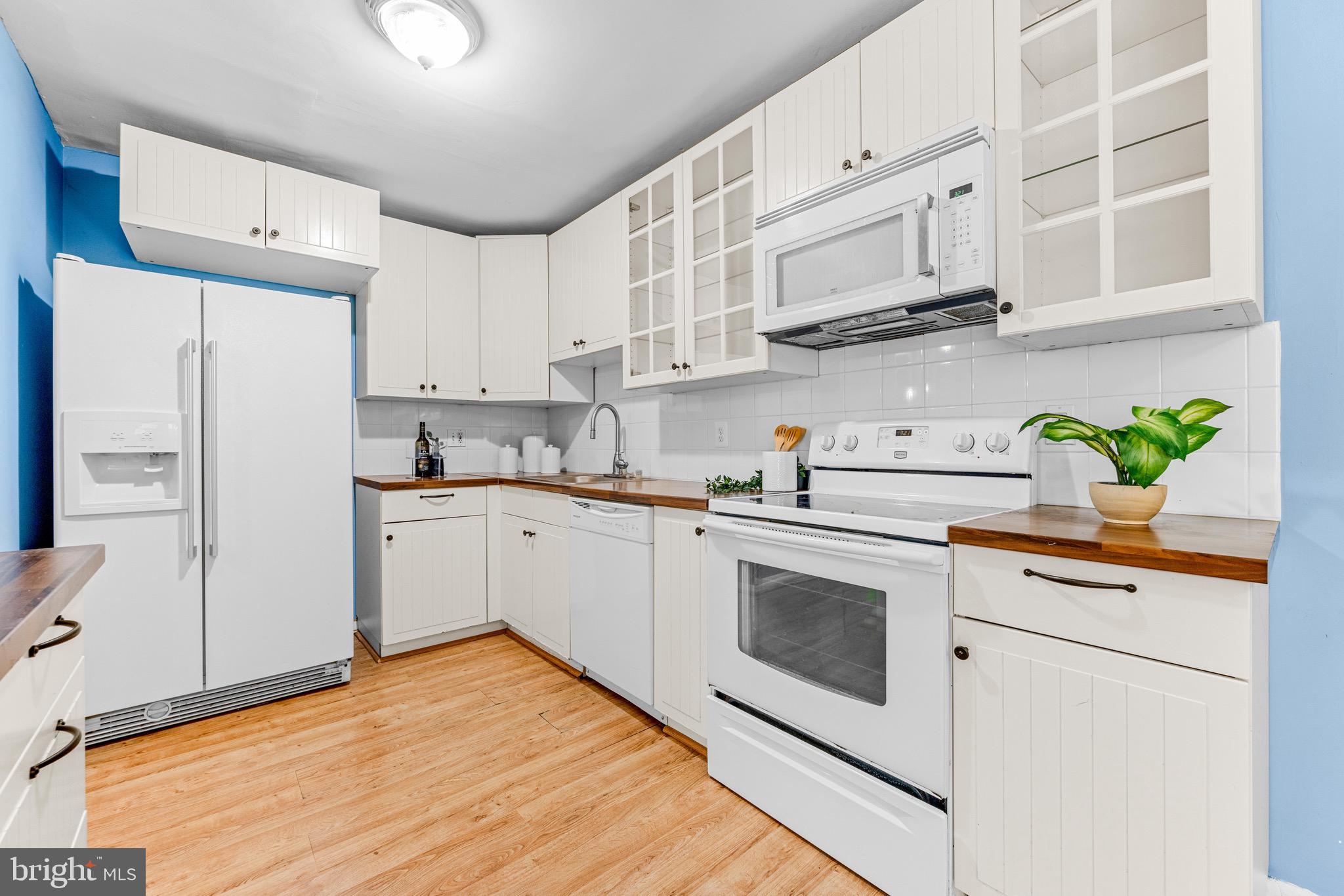 OAKLAND MILLS - Residential