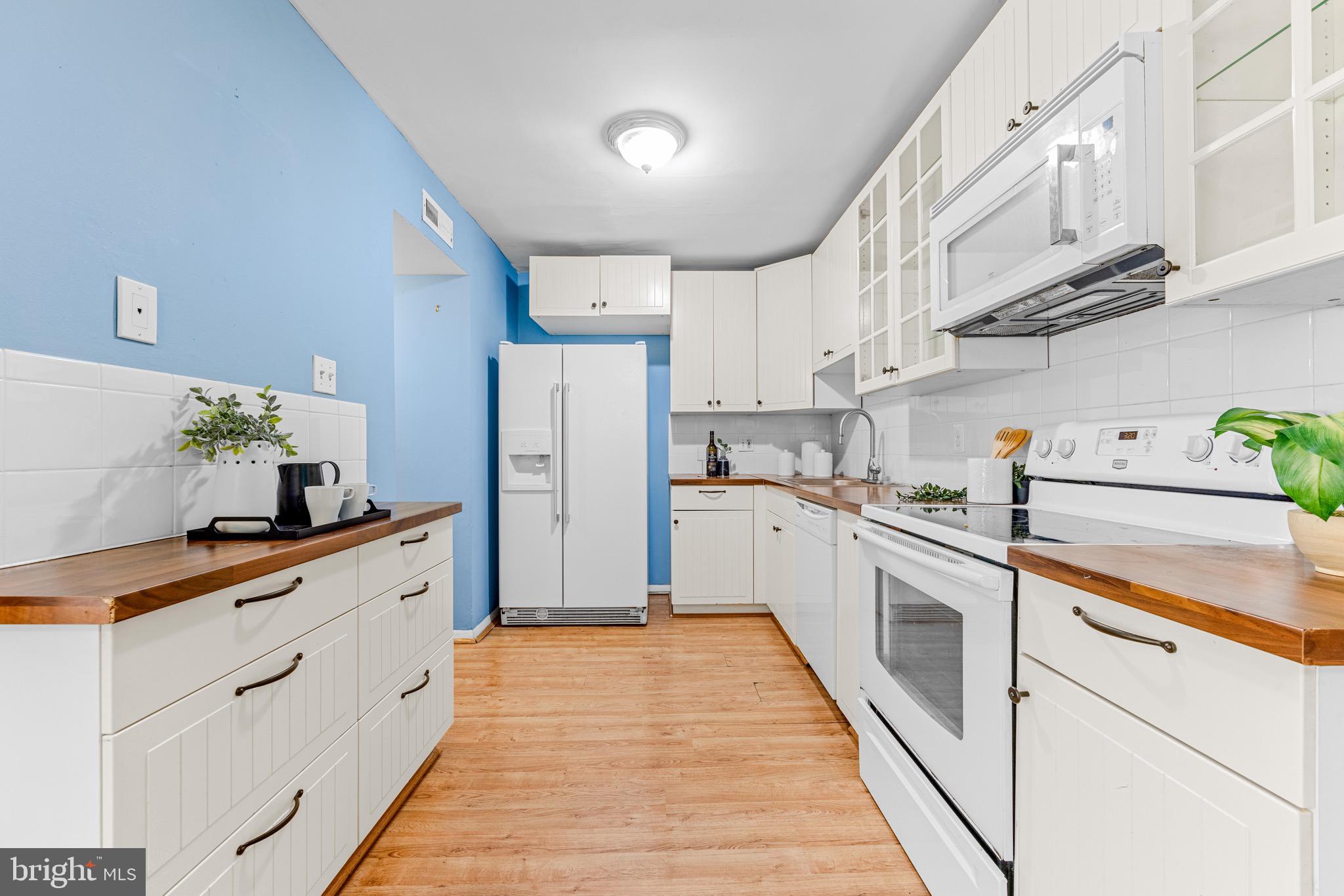 OAKLAND MILLS - Residential