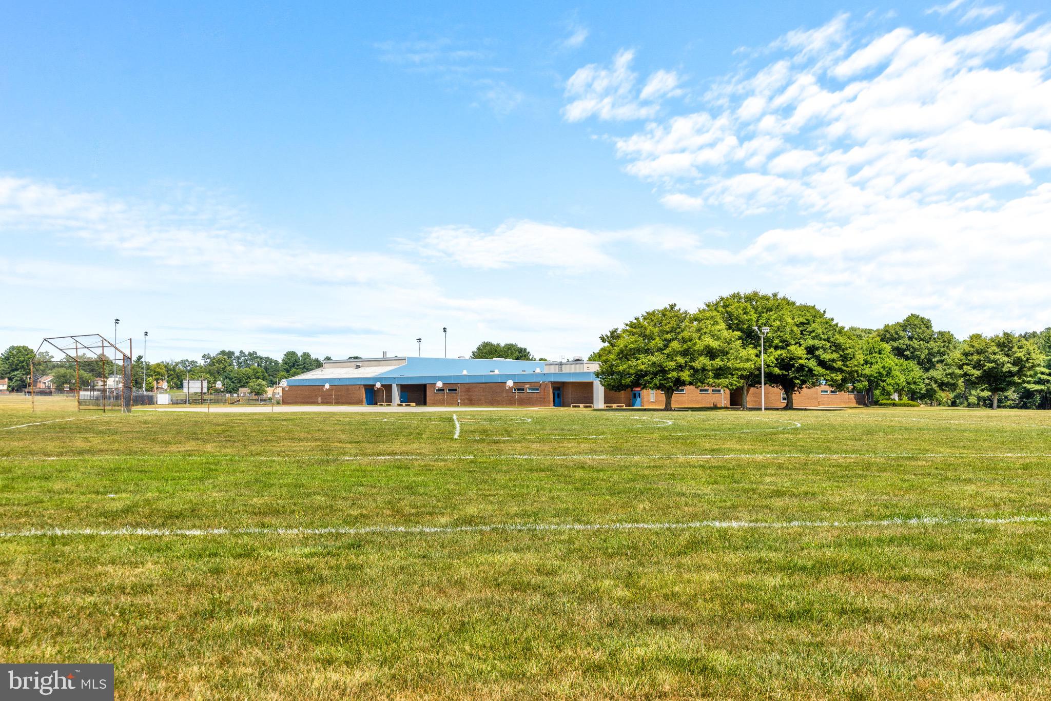 OAKLAND MILLS - Residential