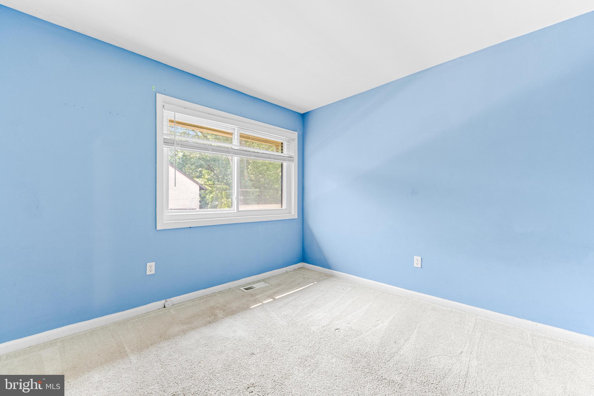 OAKLAND MILLS - Residential