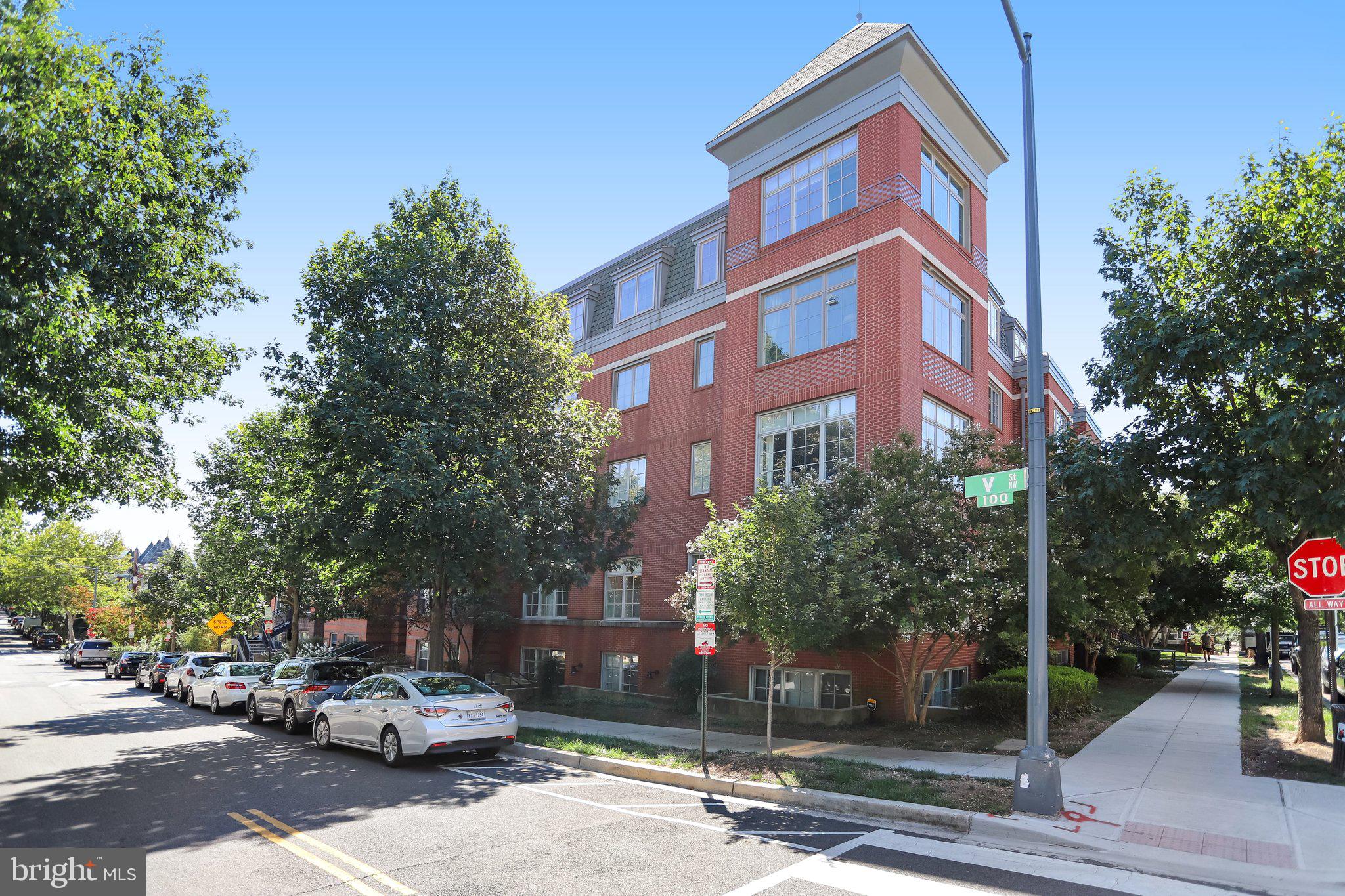 150 V STREET NW V305