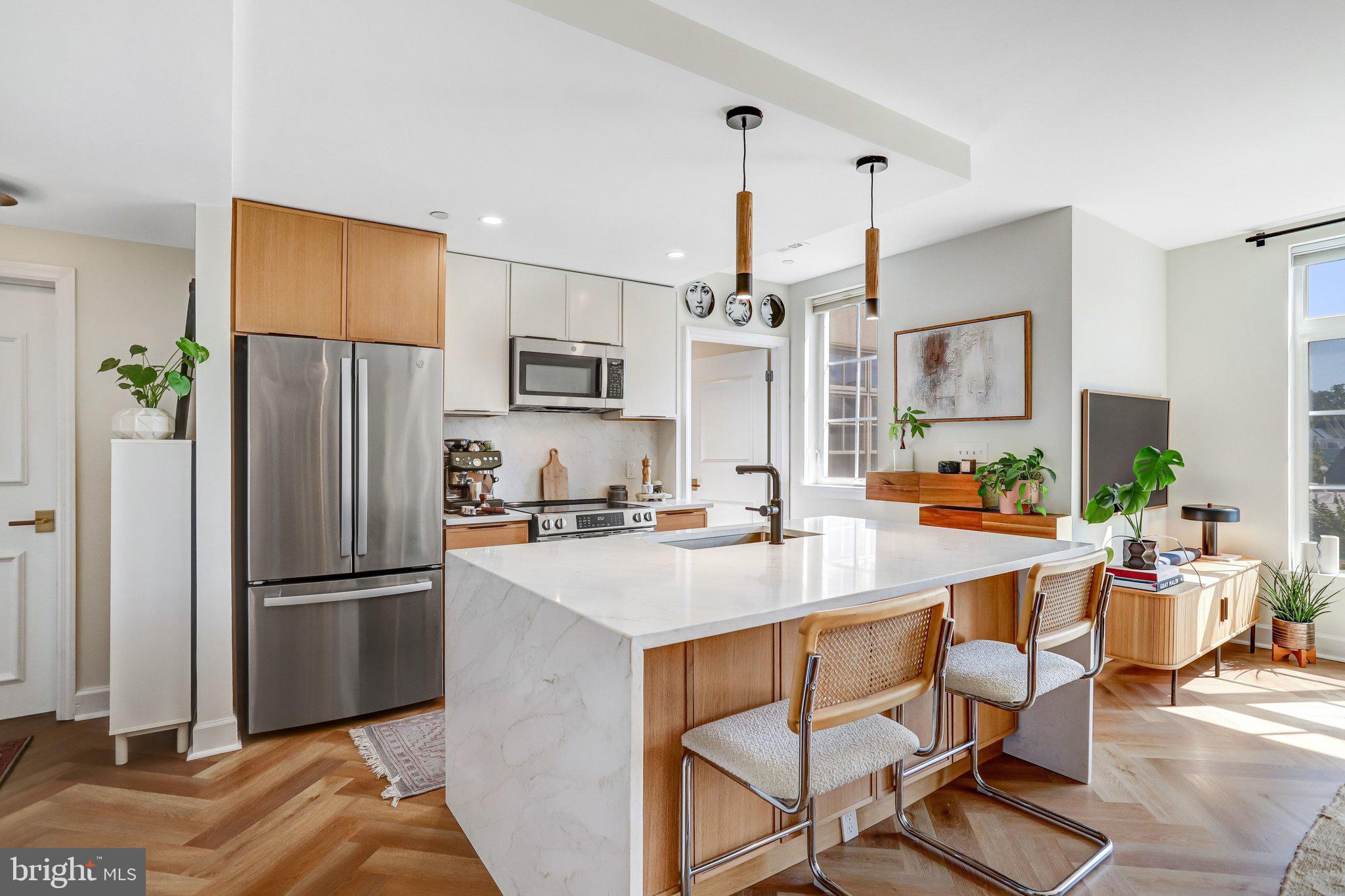 150 V STREET NW V305