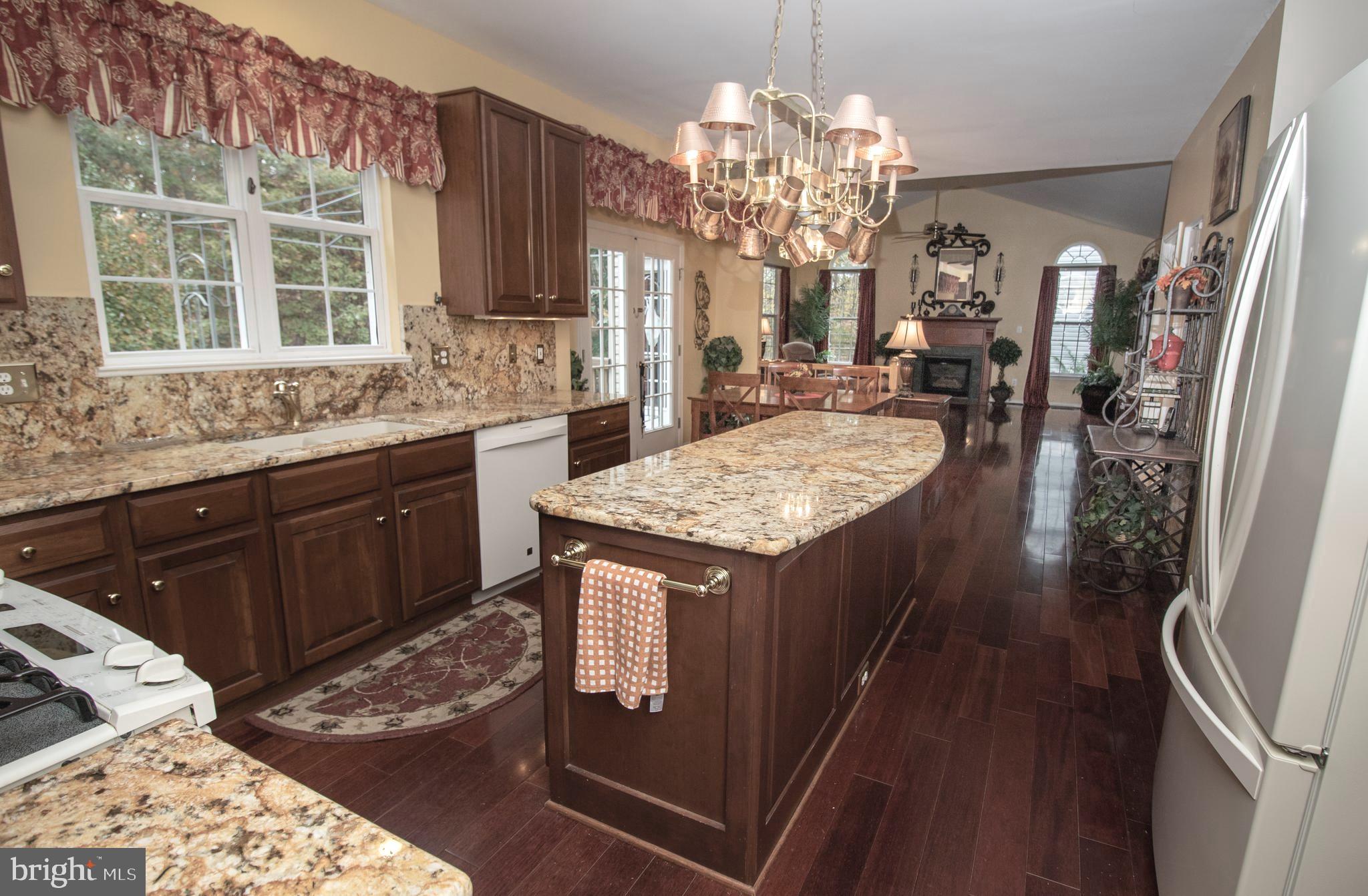 SOUTH RIDING - Residential