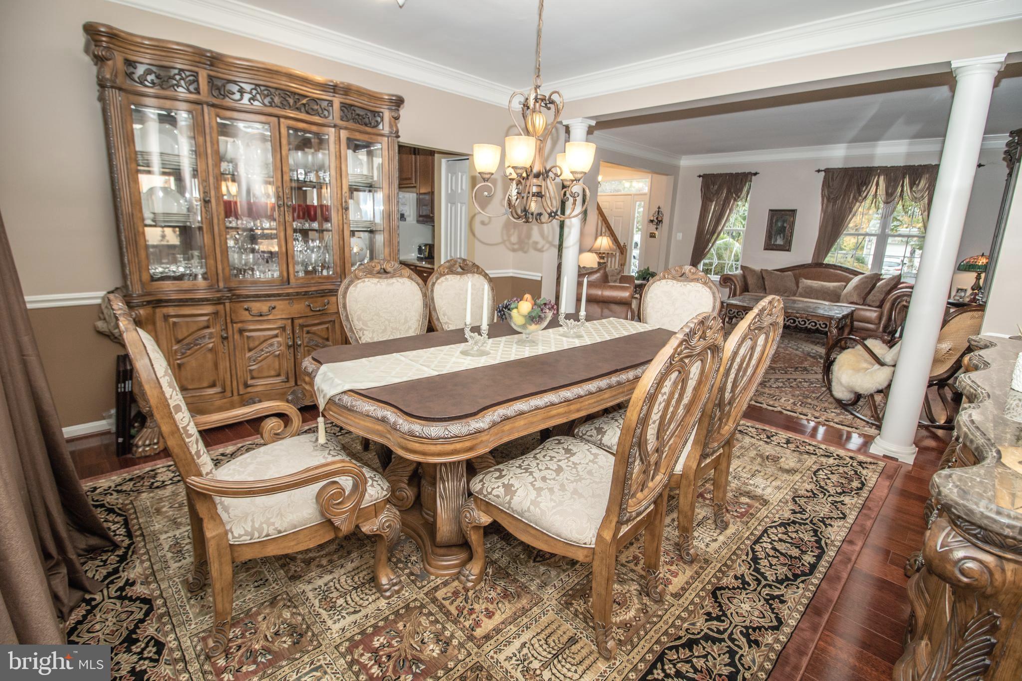 SOUTH RIDING - Residential
