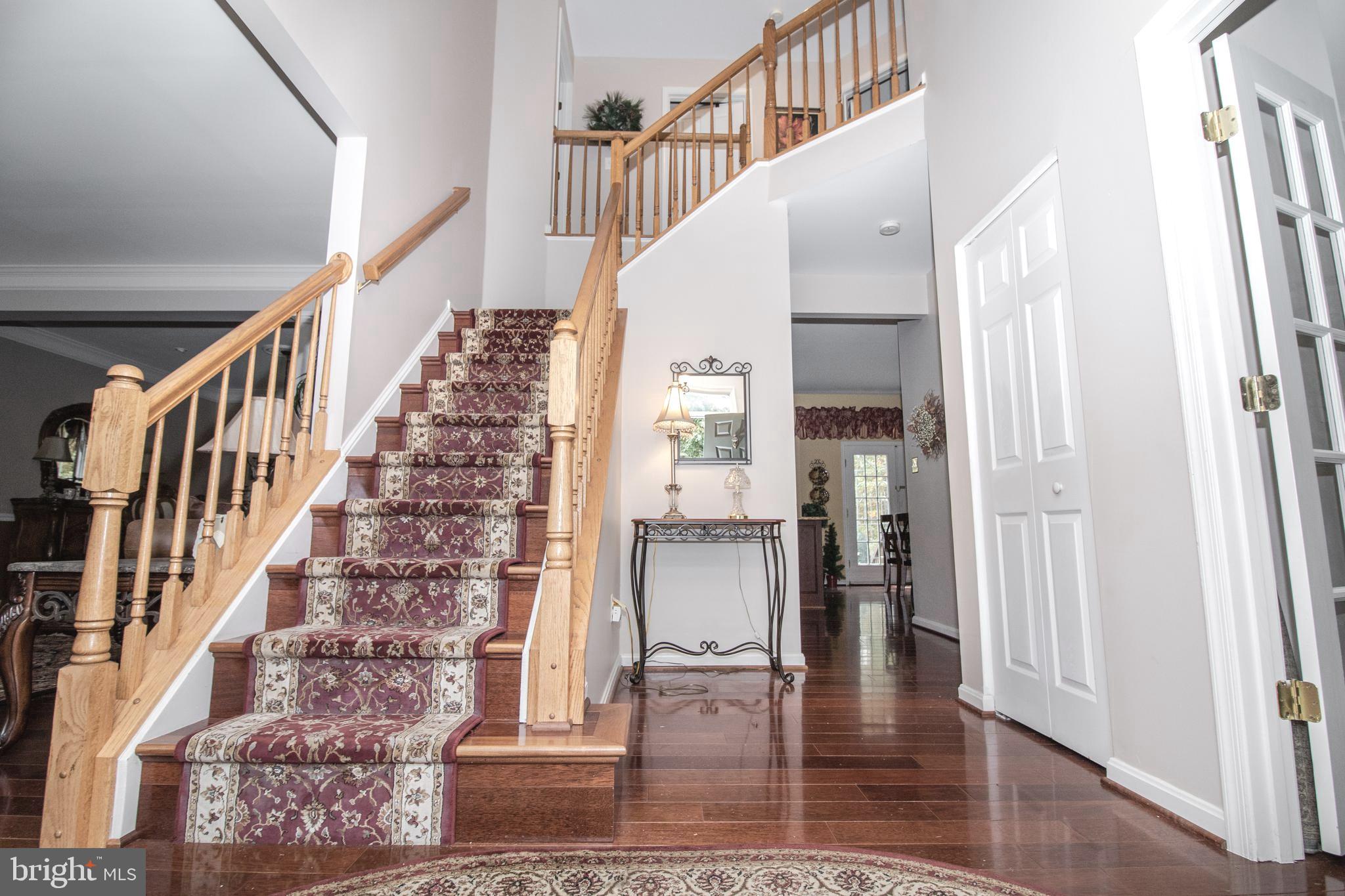 SOUTH RIDING - Residential