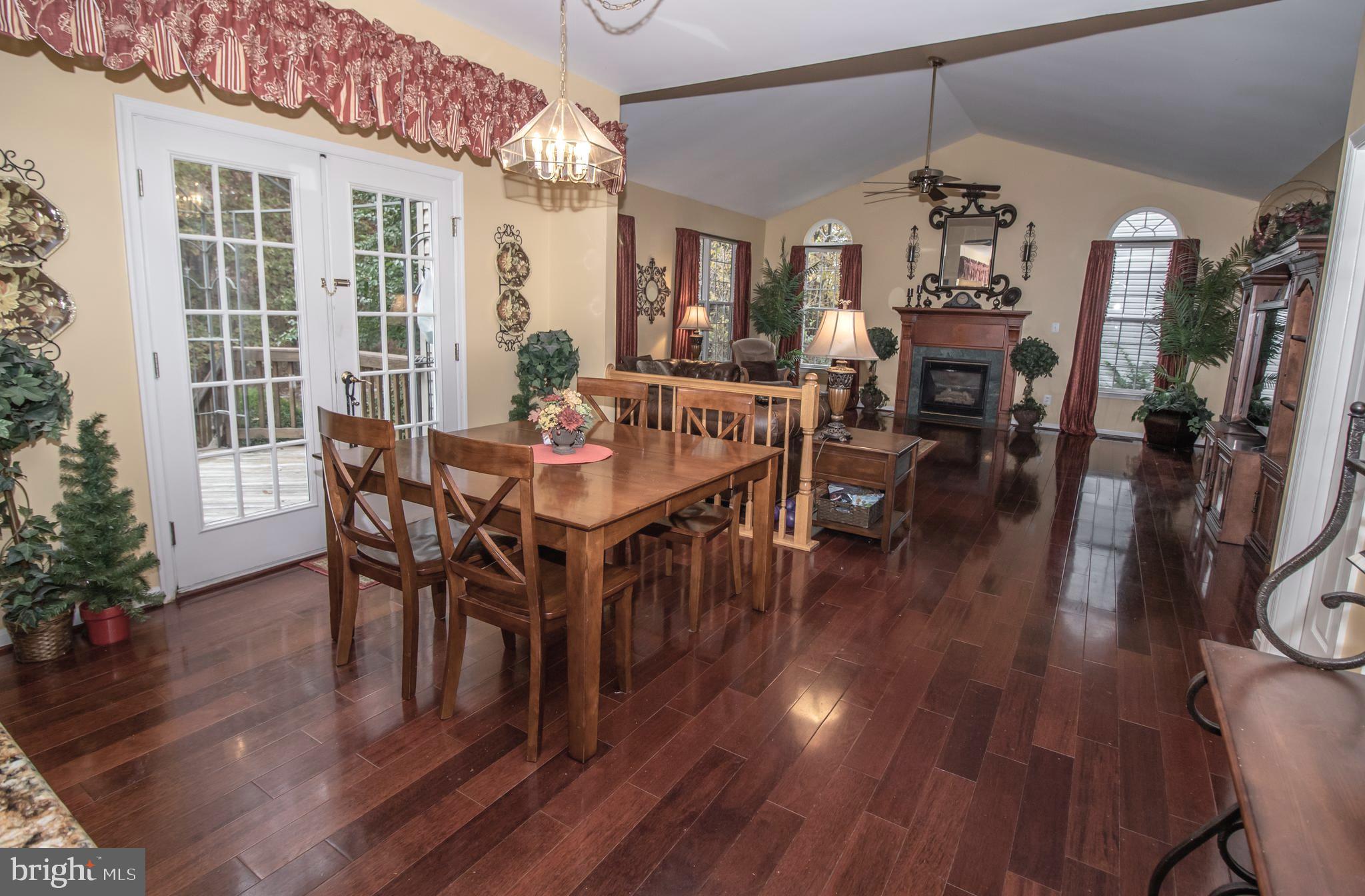 SOUTH RIDING - Residential