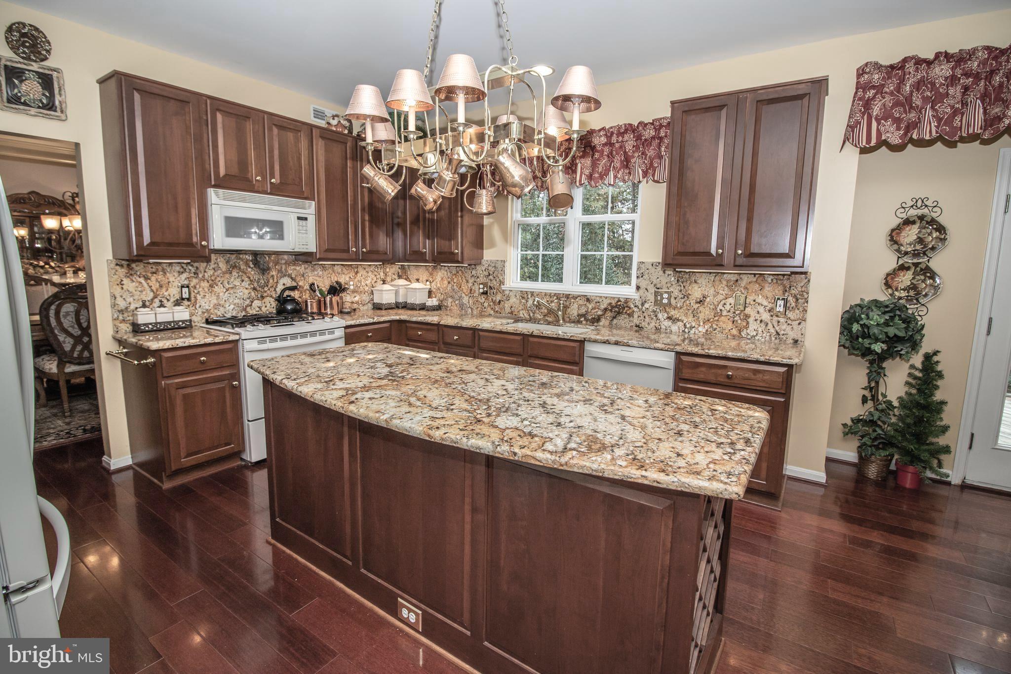 SOUTH RIDING - Residential