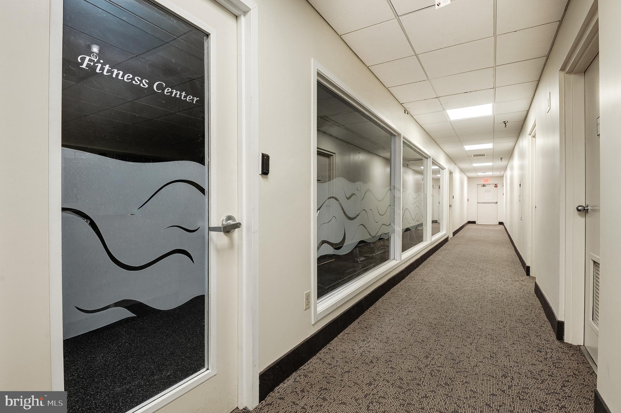 CHELSEA TOWERS - Residential