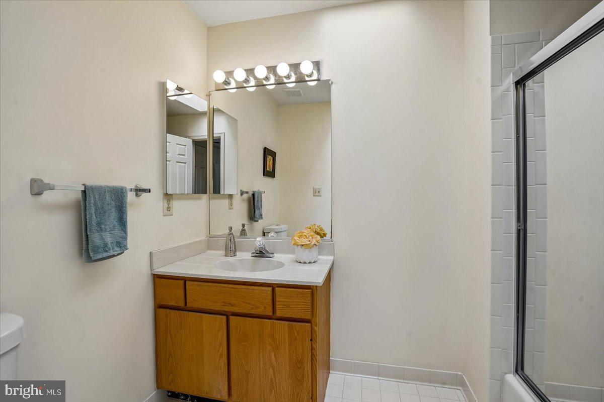 ESWORTHY PARK - Residential