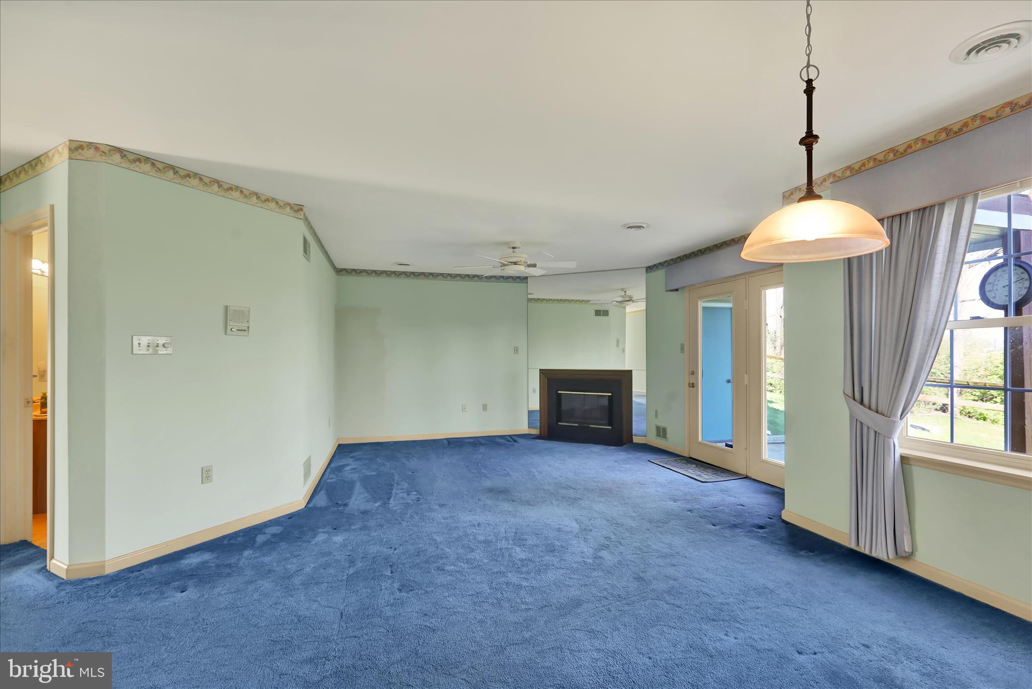 STONE HILL FARMS - Residential