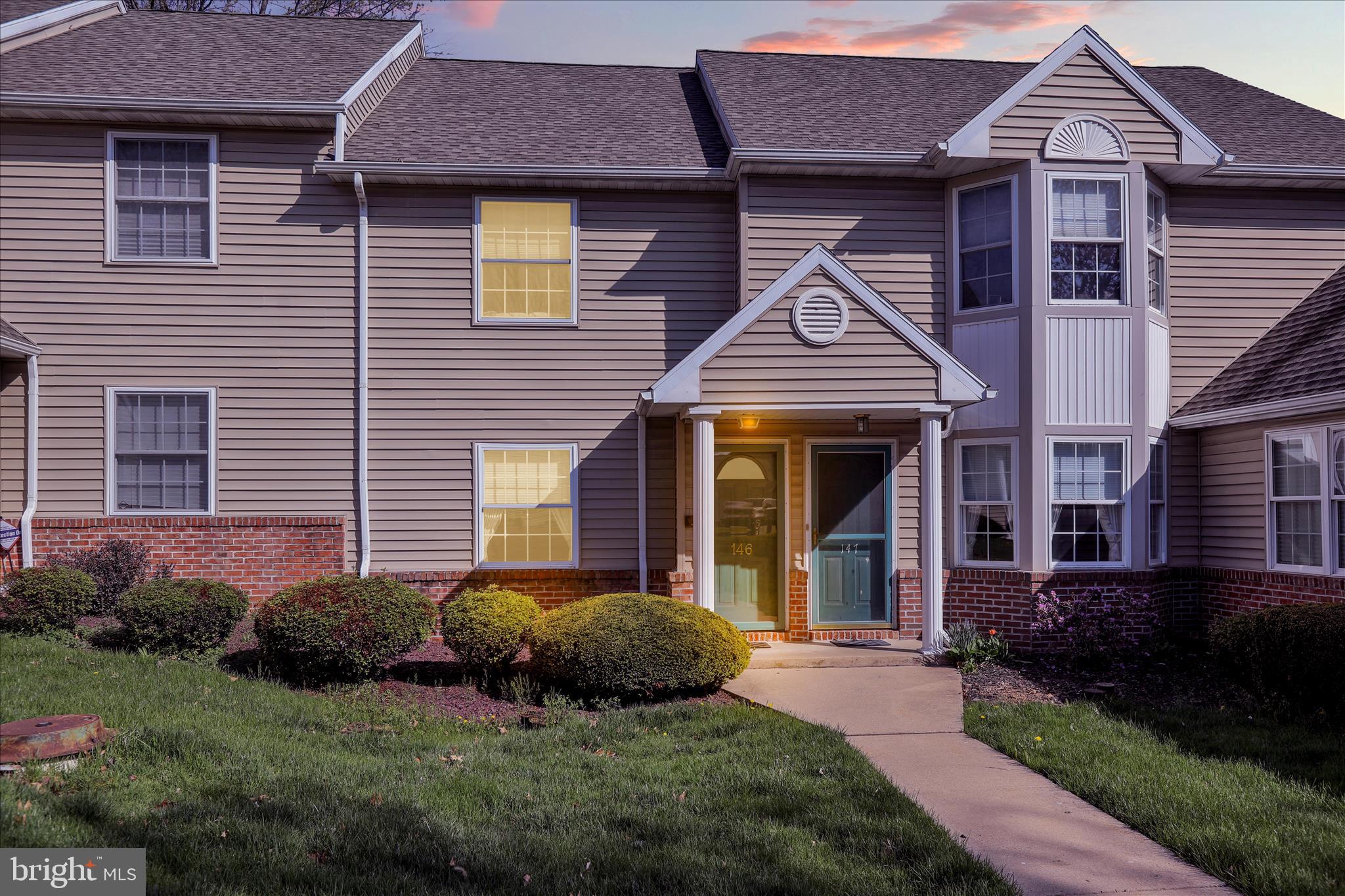 STONE HILL FARMS - Residential