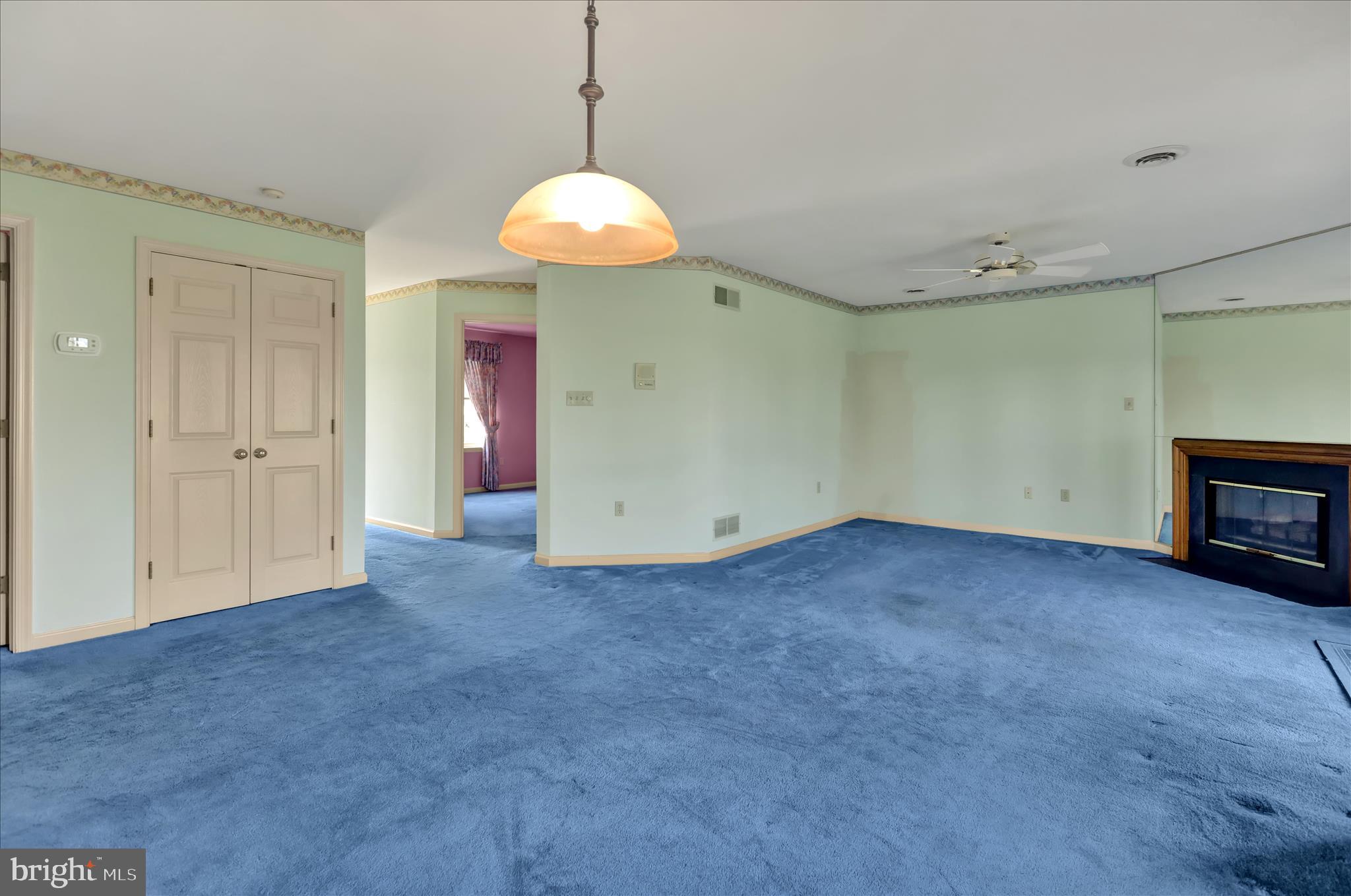 STONE HILL FARMS - Residential