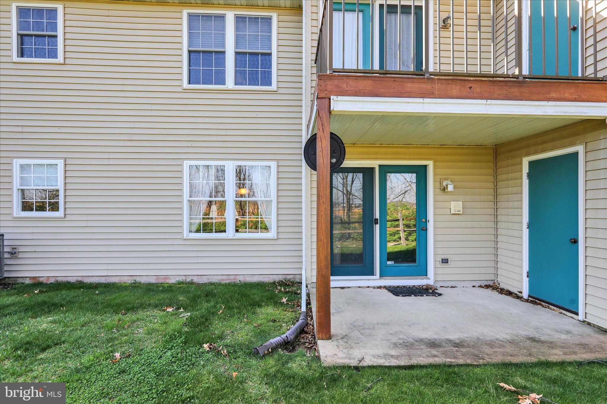 STONE HILL FARMS - Residential