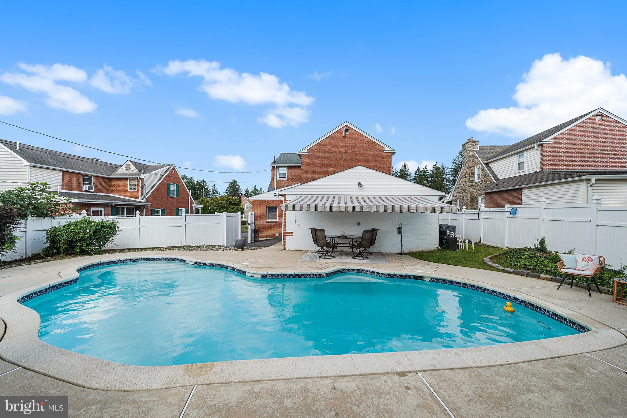 STONEY CREEK - Residential
