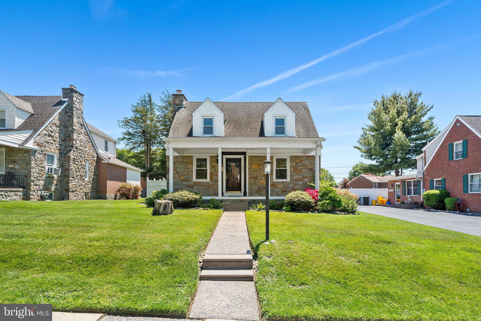 STONEY CREEK - Residential