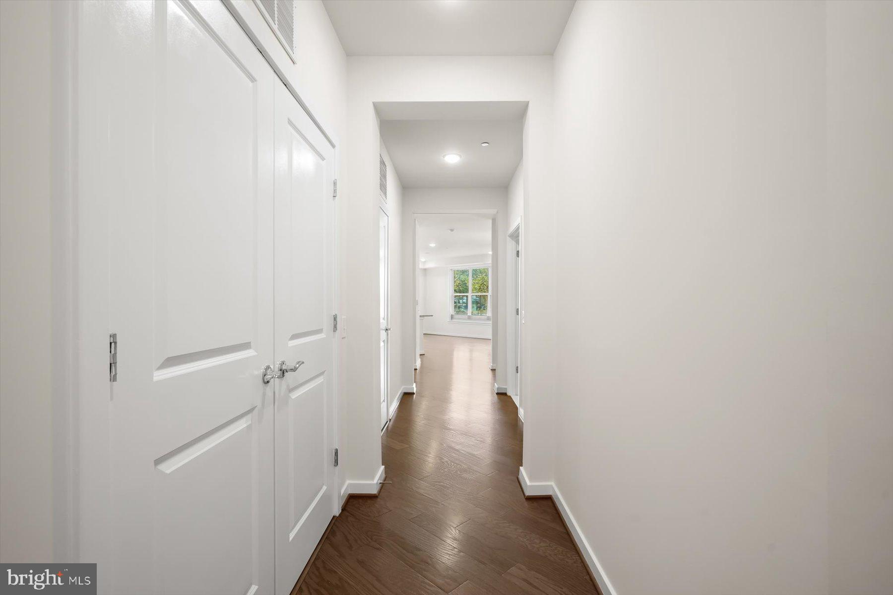 3985 NORTON PLACE 101