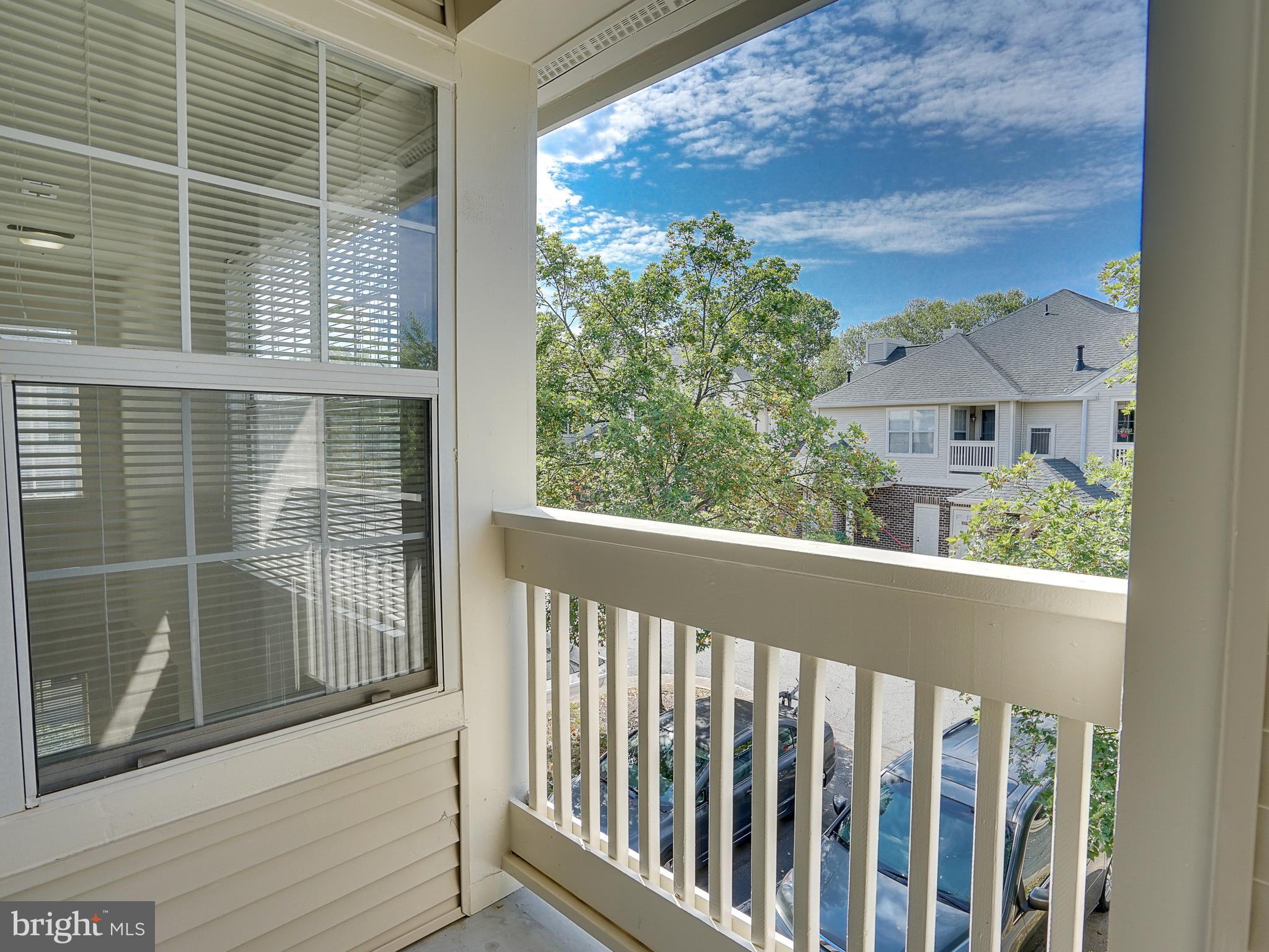 CHELSEA COURTS - Residential Lease