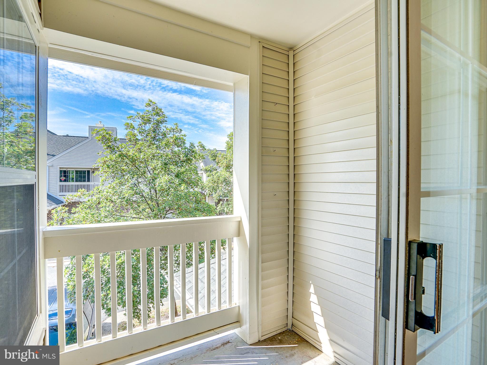 CHELSEA COURTS - Residential Lease