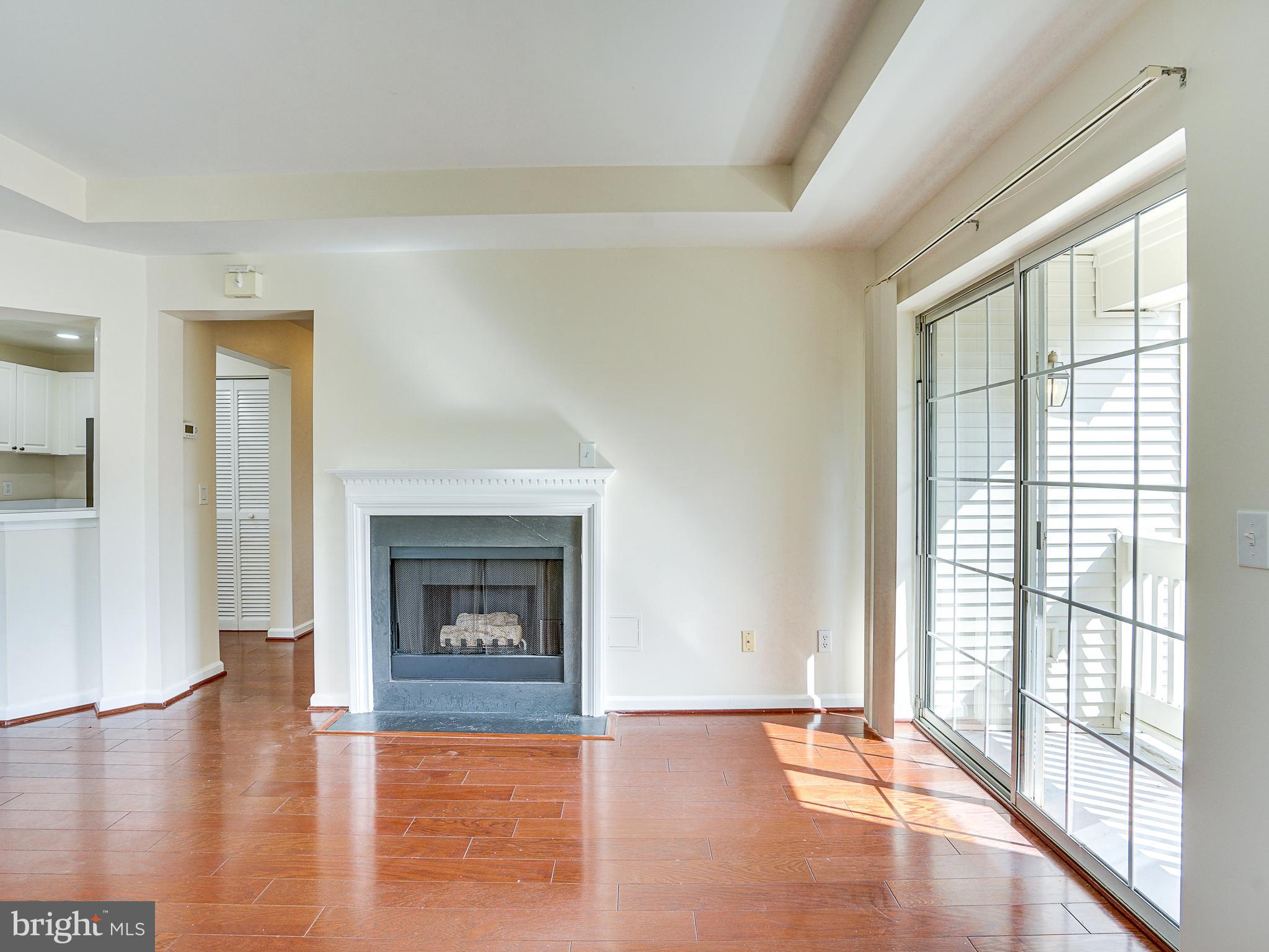 CHELSEA COURTS - Residential Lease