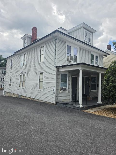 Condo For Rent - 808 Braddock Street #1<br/> Winchester City County, WINCHESTER, VA 22601
