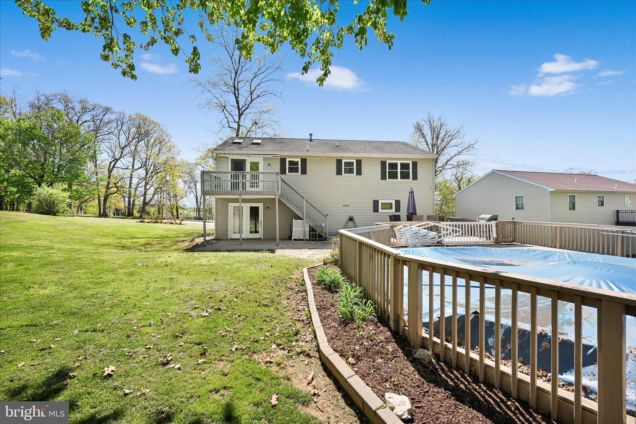WINDSOR TWP - Residential
