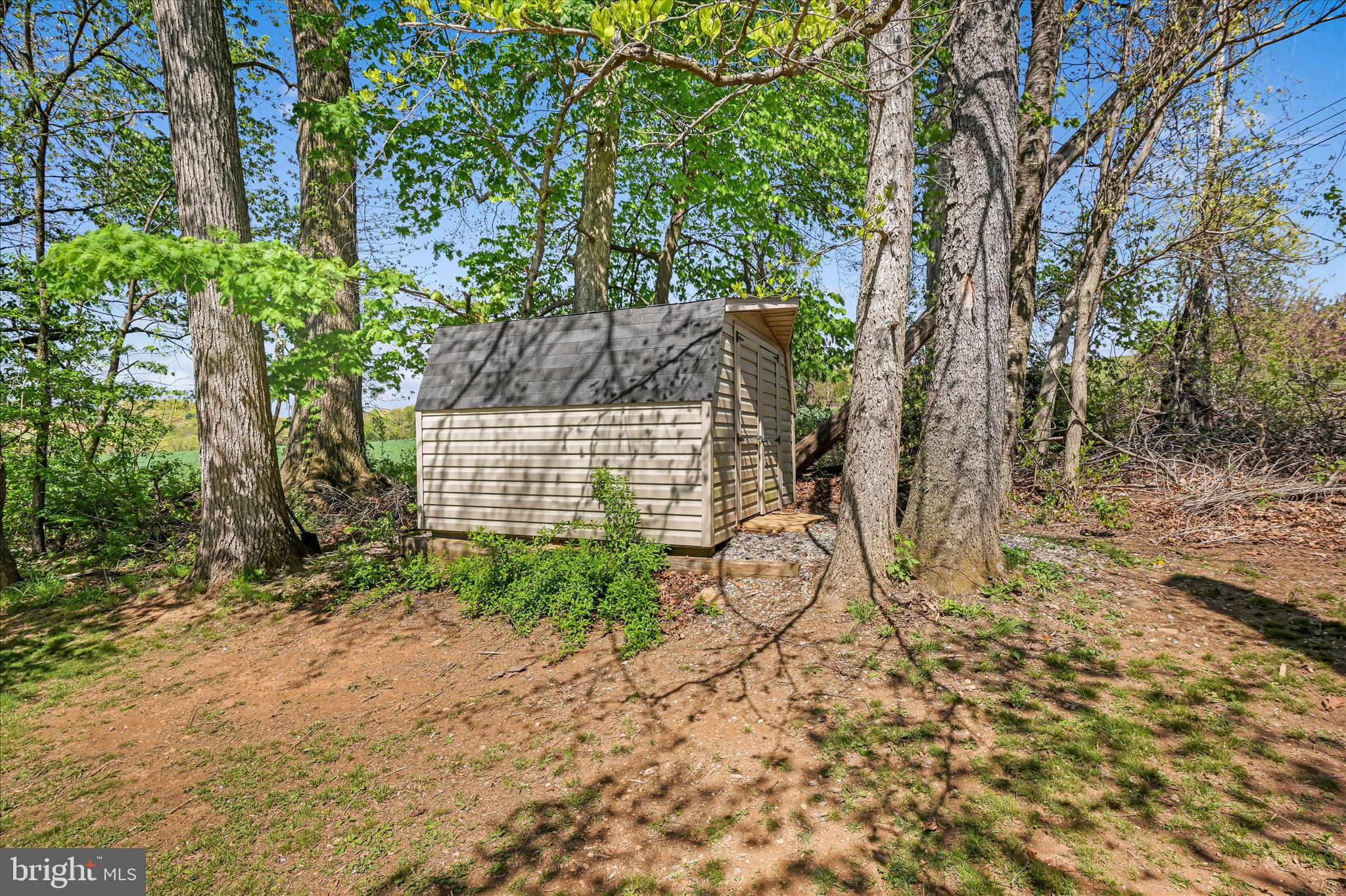 WINDSOR TWP - Residential