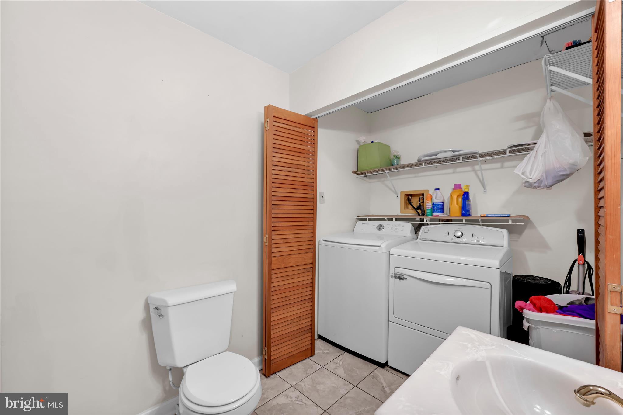 WINDSOR TWP - Residential