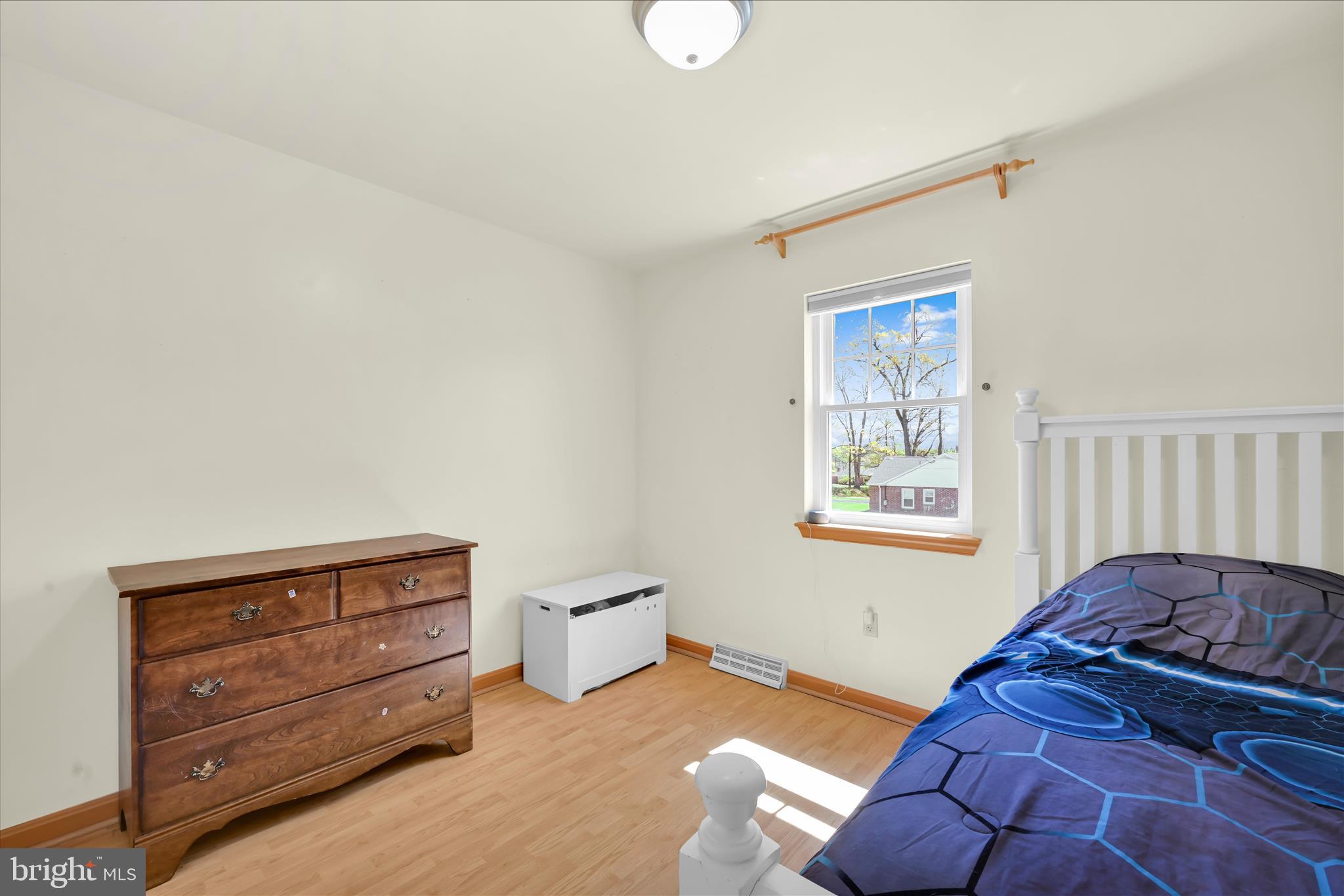WINDSOR TWP - Residential