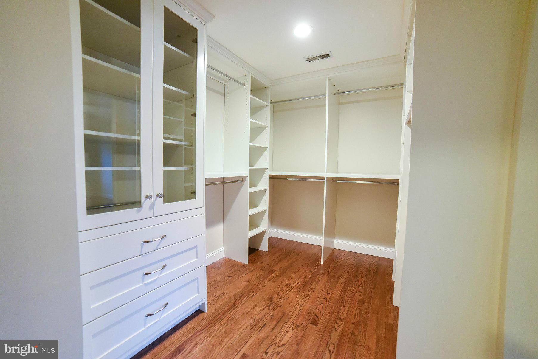 ESPERANZA FARMS - Residential