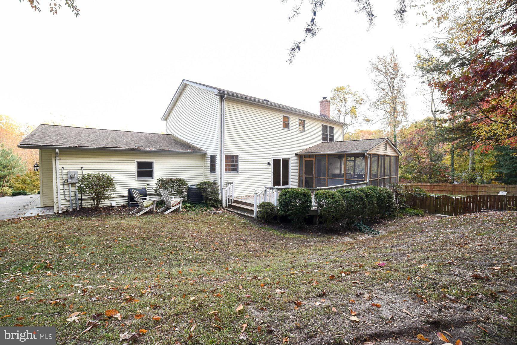 ESPERANZA FARMS - Residential