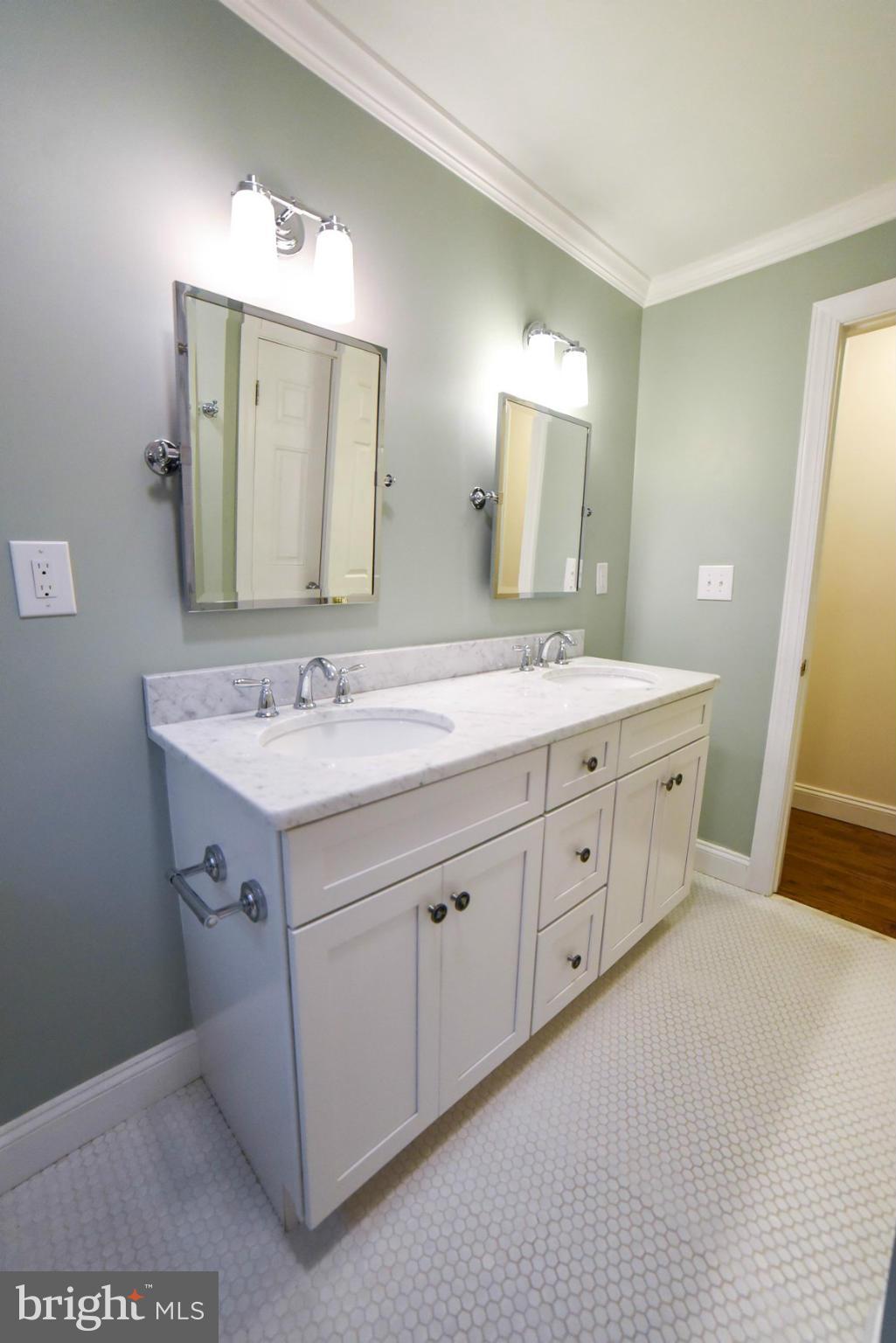 ESPERANZA FARMS - Residential