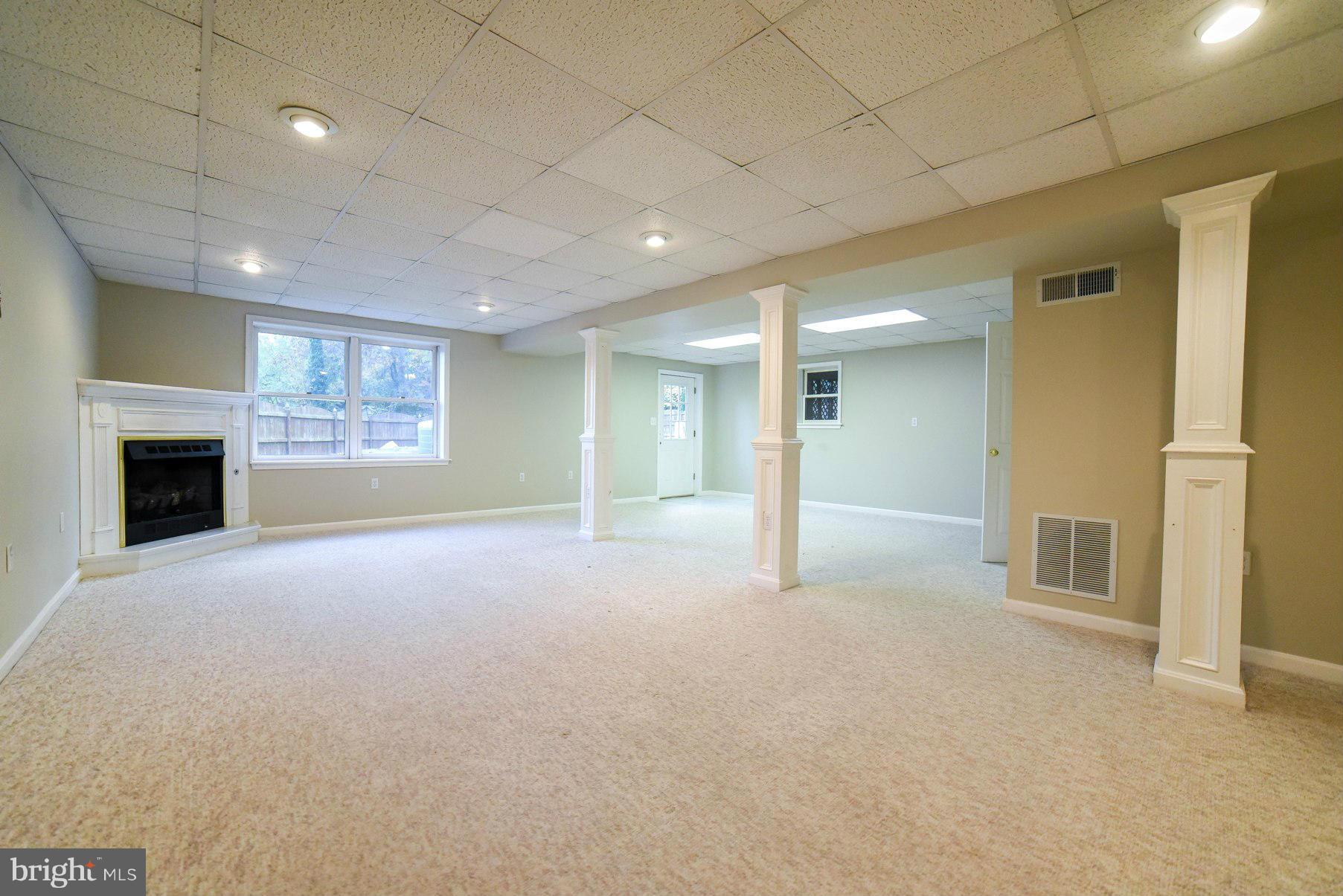 ESPERANZA FARMS - Residential