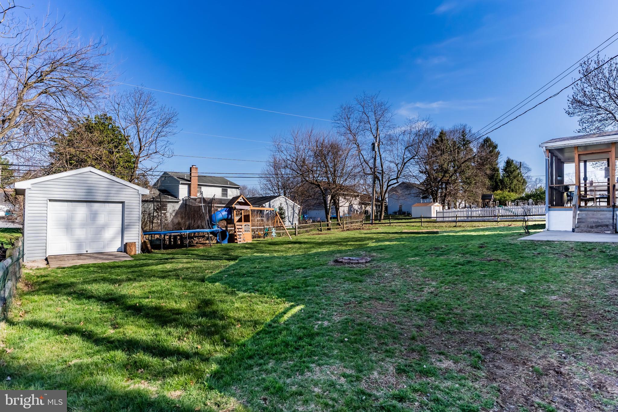 CLUB ESTATES WEST - Residential