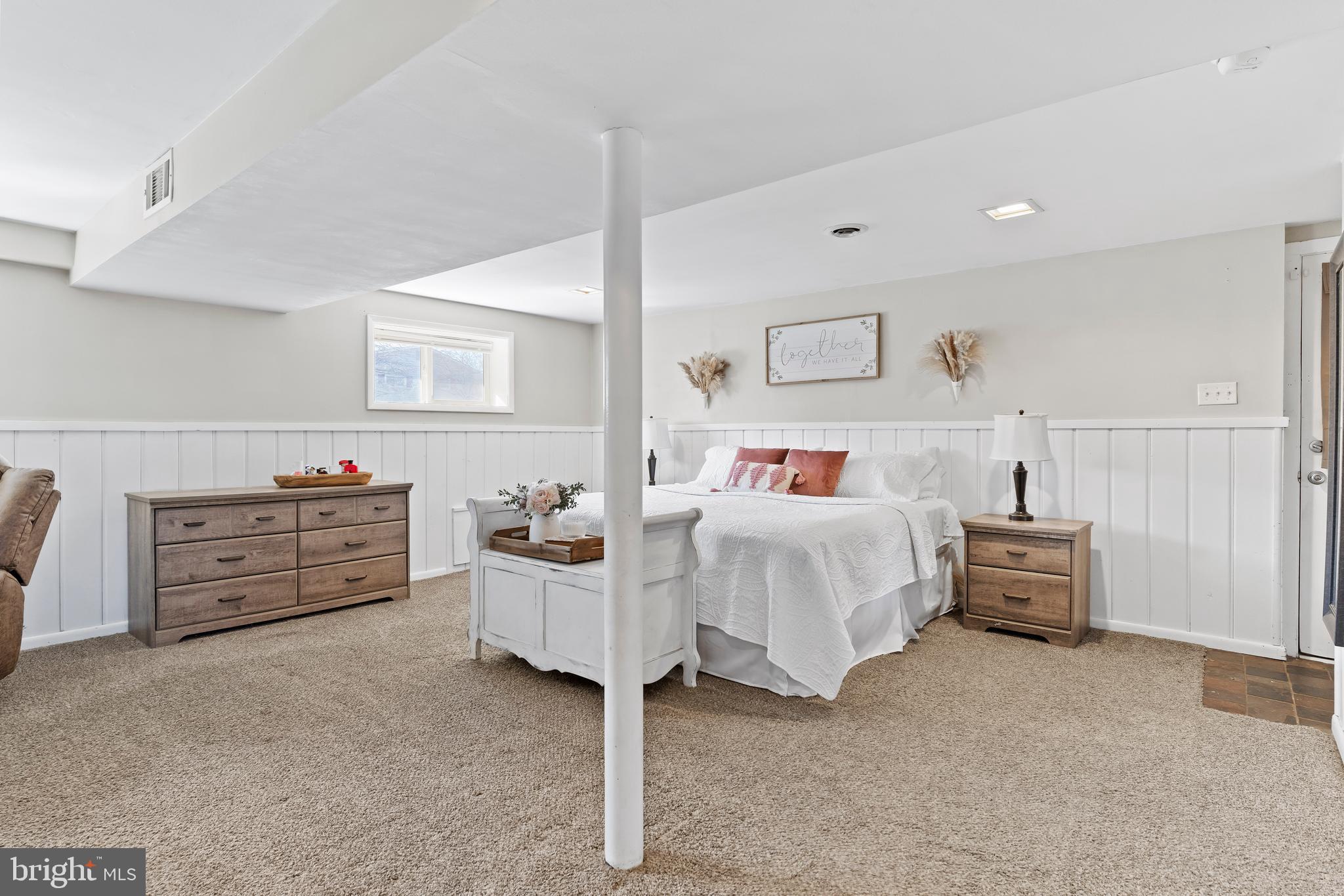 CLUB ESTATES WEST - Residential