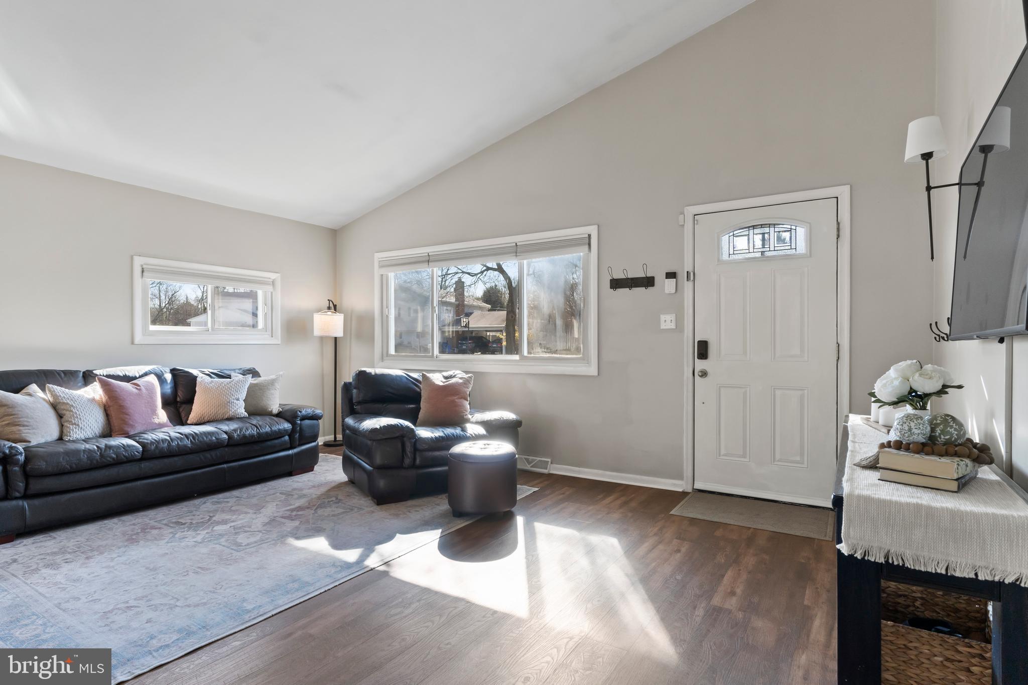 CLUB ESTATES WEST - Residential