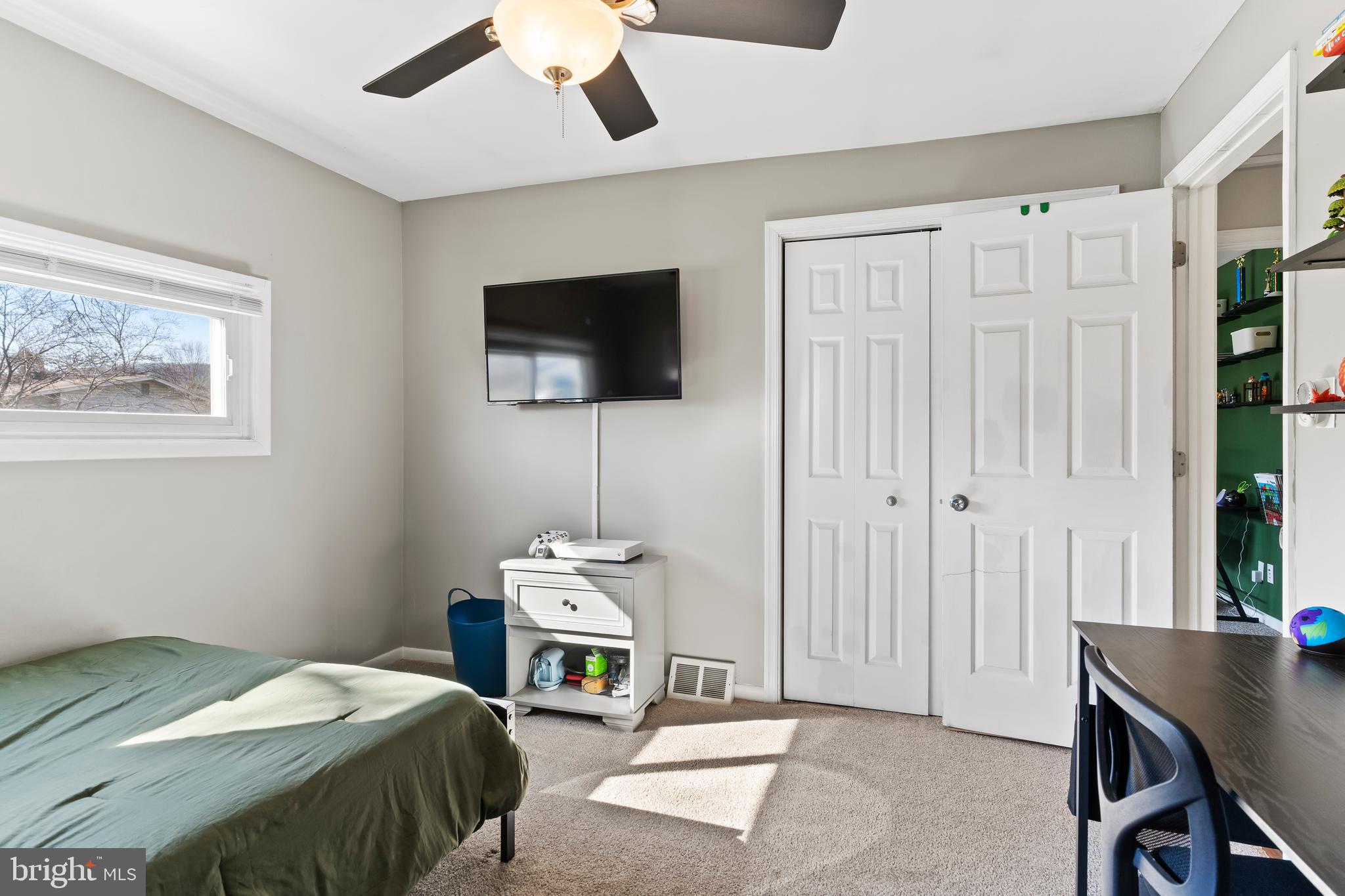 CLUB ESTATES WEST - Residential