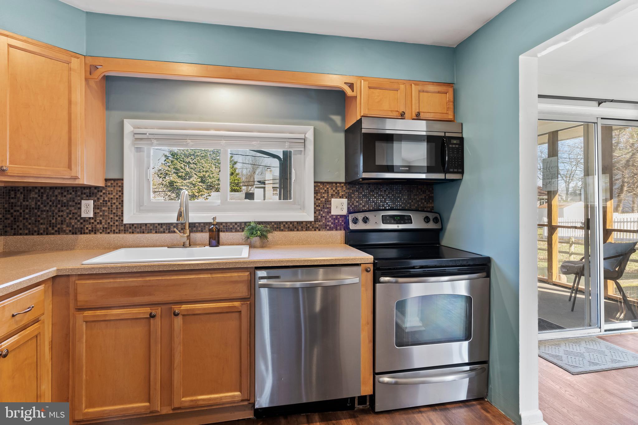 CLUB ESTATES WEST - Residential