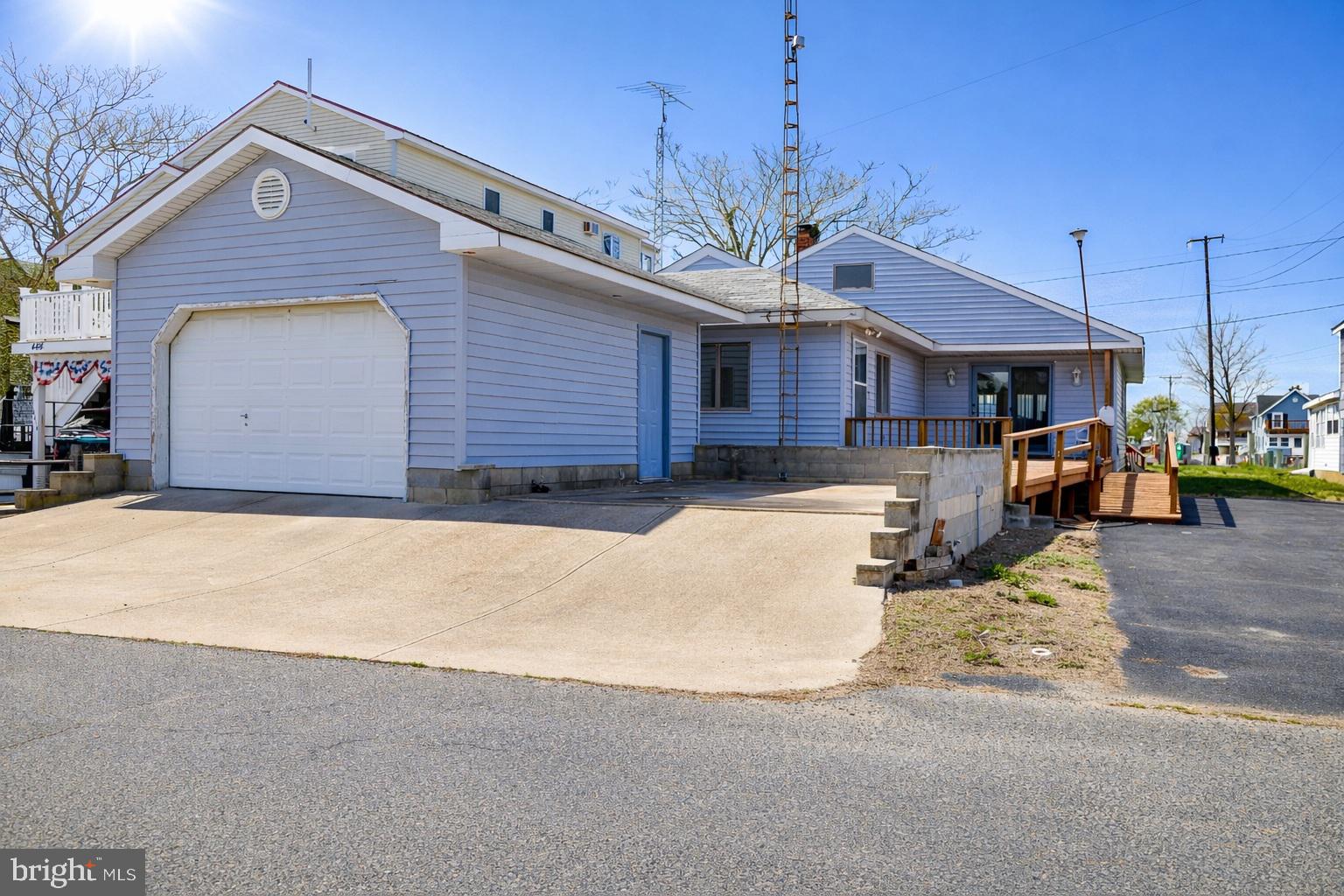 SOUTH BOWERS - Residential