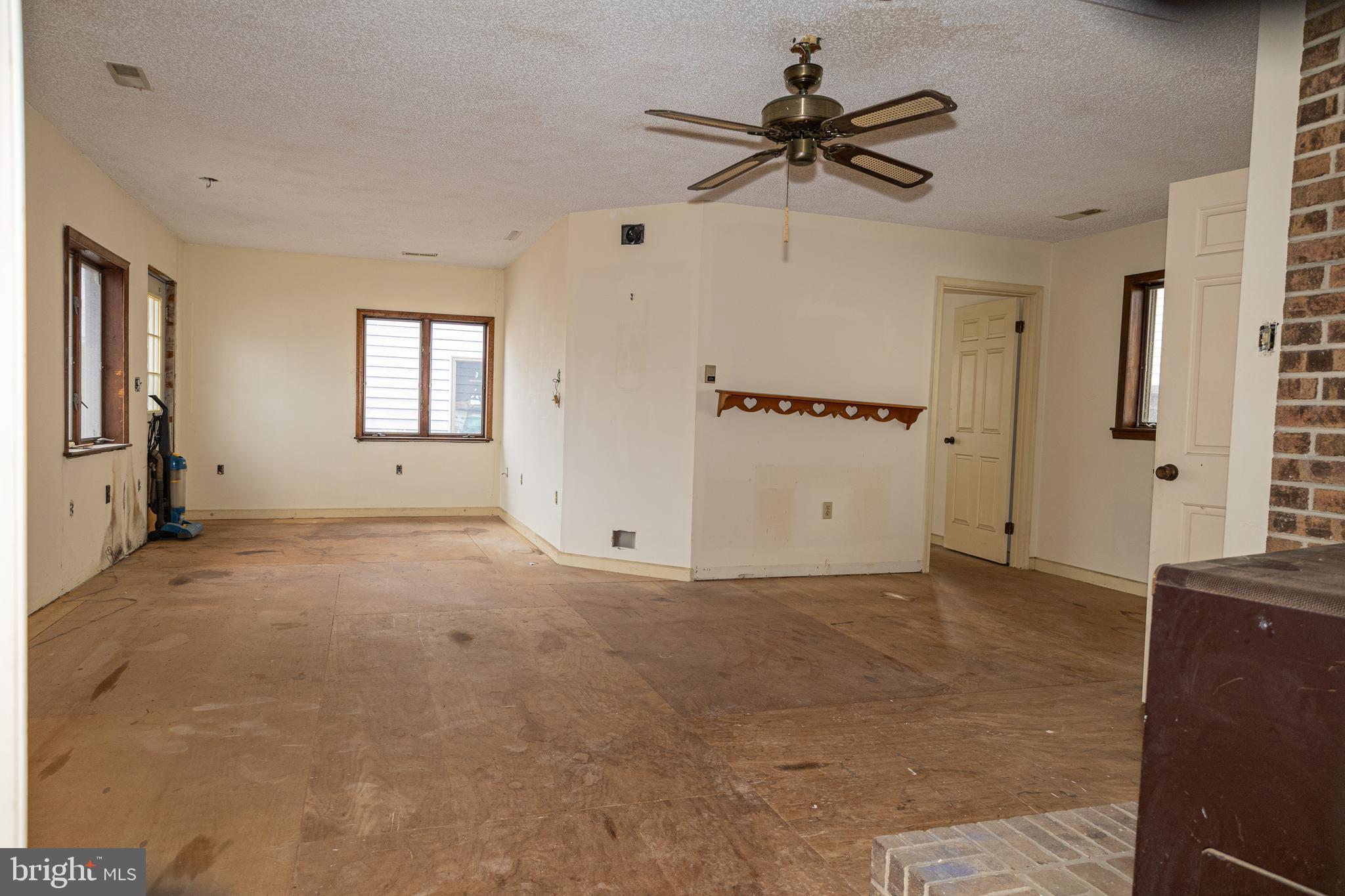 SOUTH BOWERS - Residential