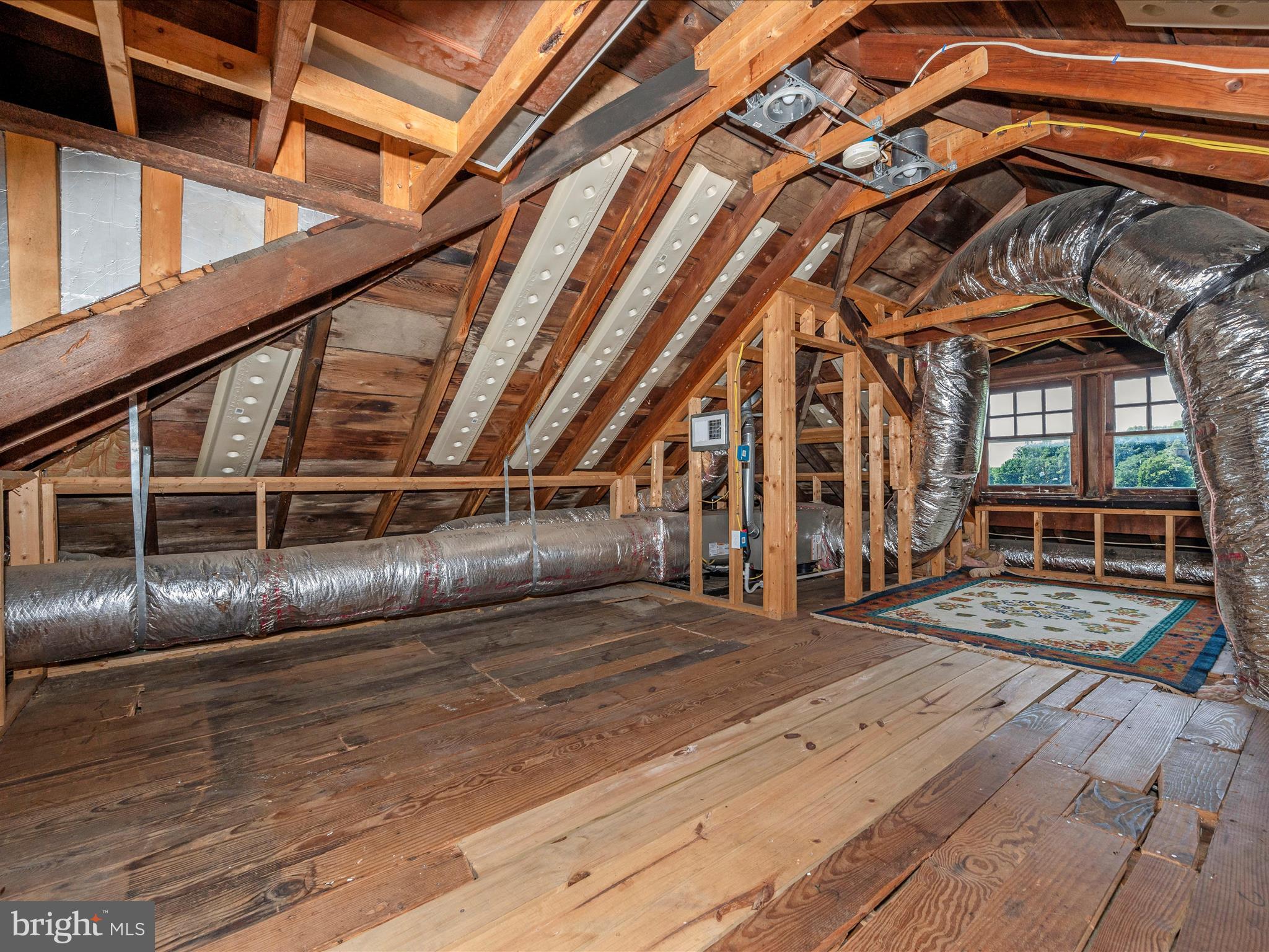 FUNKSTOWN - Residential