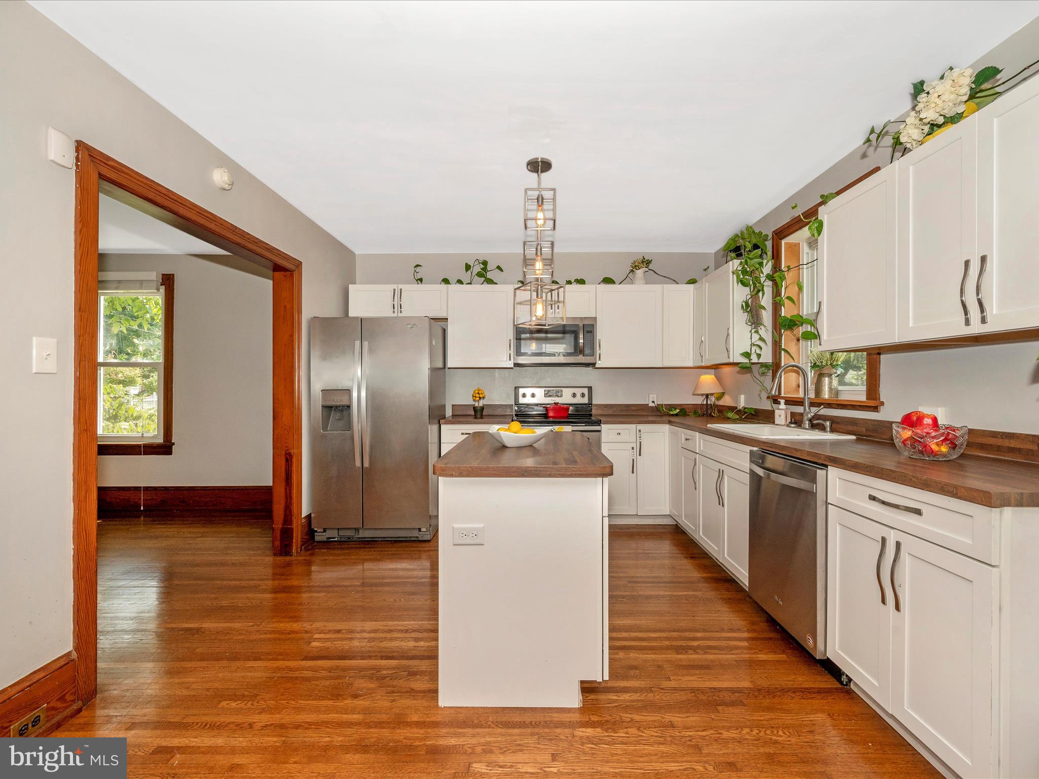 FUNKSTOWN - Residential