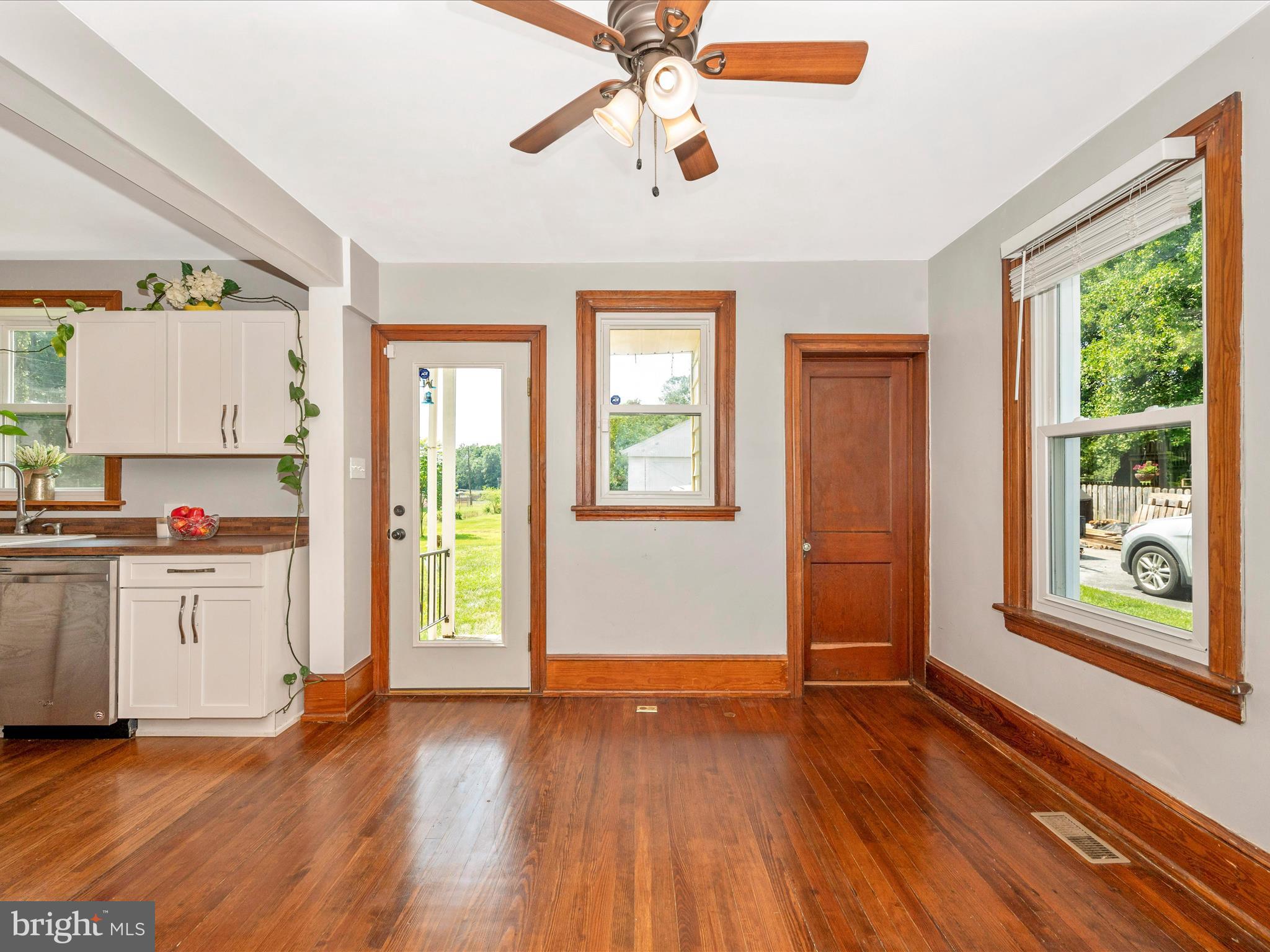 FUNKSTOWN - Residential