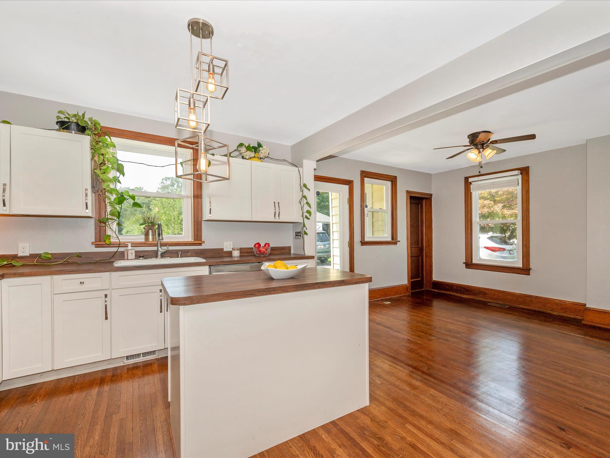 FUNKSTOWN - Residential