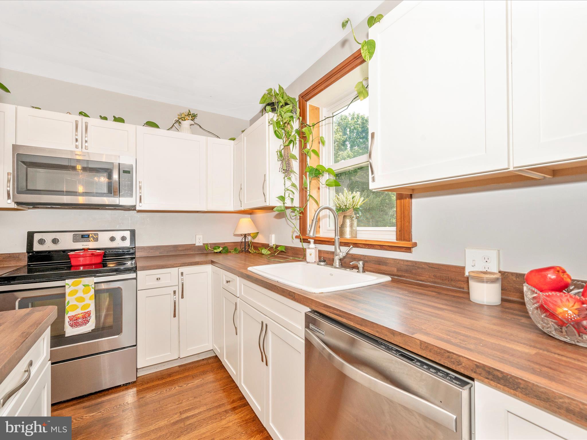 FUNKSTOWN - Residential